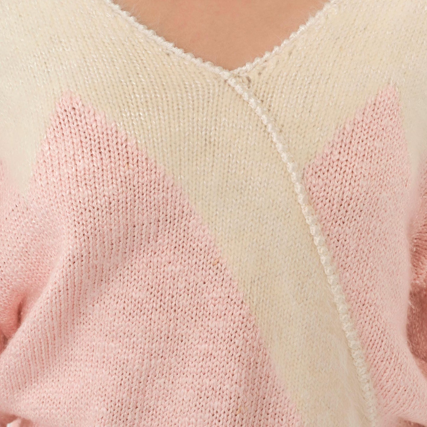 80s Pink Cream Angora Chevron V-Neck Sweater Pullover Medium