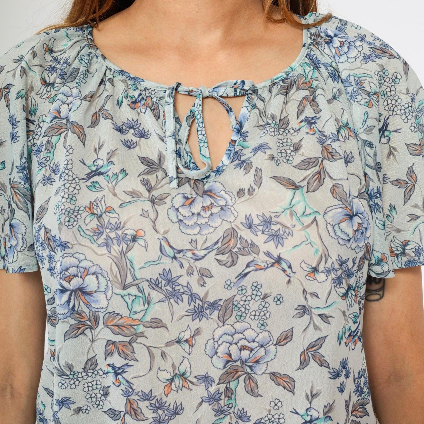 70s Teddi of California Floral Blouse Blue Keyhole Tie Neck Flutter Sleeve Small