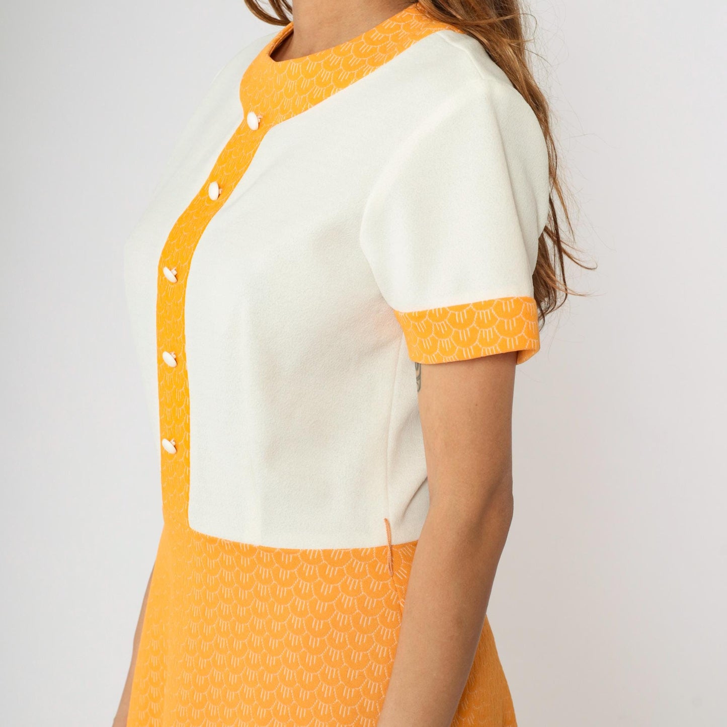 1960s Mod A-Line Dress Orange White Geometric Knee Length Short Sleeve Medium M
