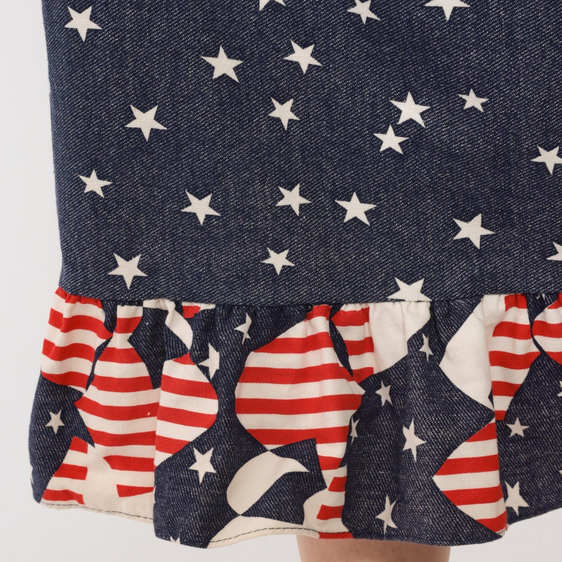 90s Patriotic Midi Skirt American Flag Star Print Ruffle Hem Red White Blue XS
