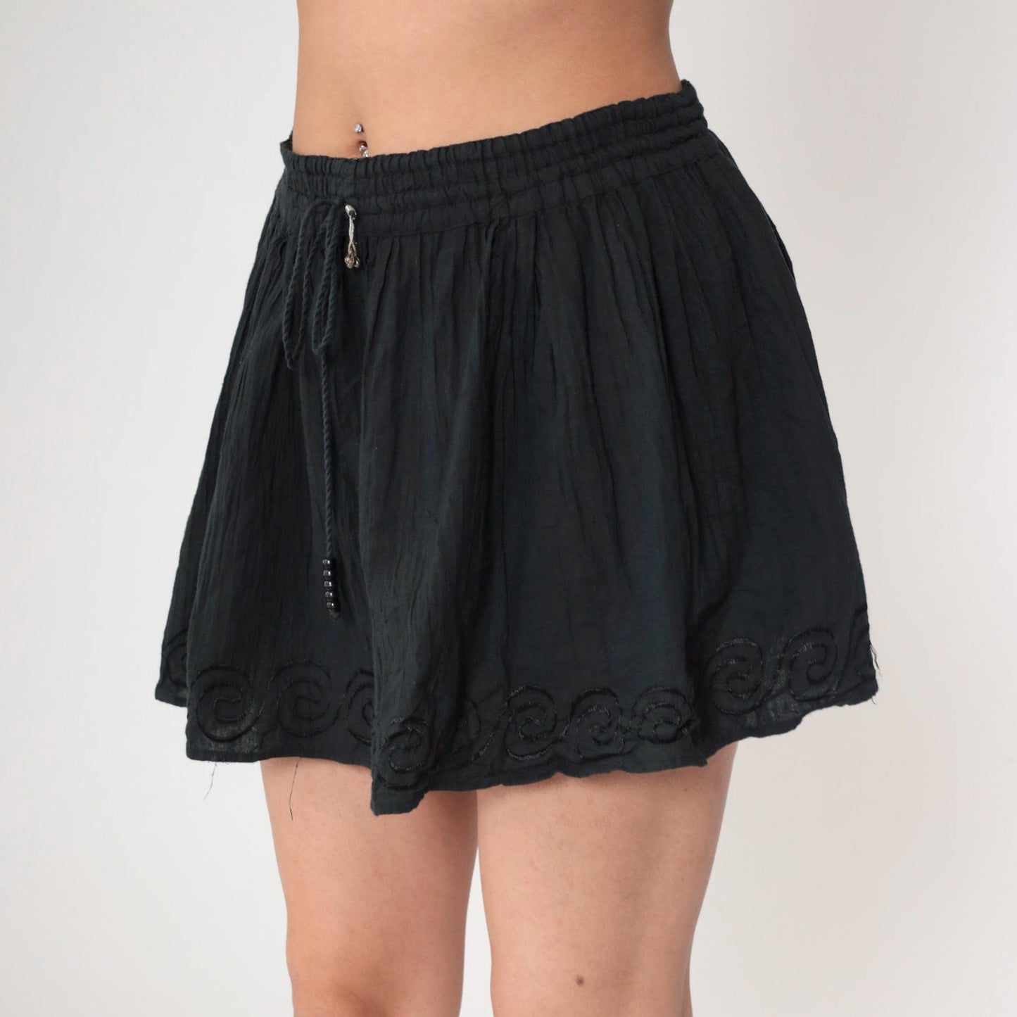 00s Black Broomstick Skirt Embroidered Elastic Waist Mini Medium Large