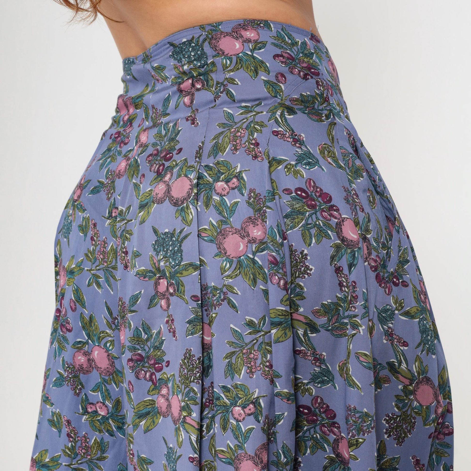 90s Cambridge Dry Goods Culotte Pants Purple Fruit Print High Waist Pleated Medium