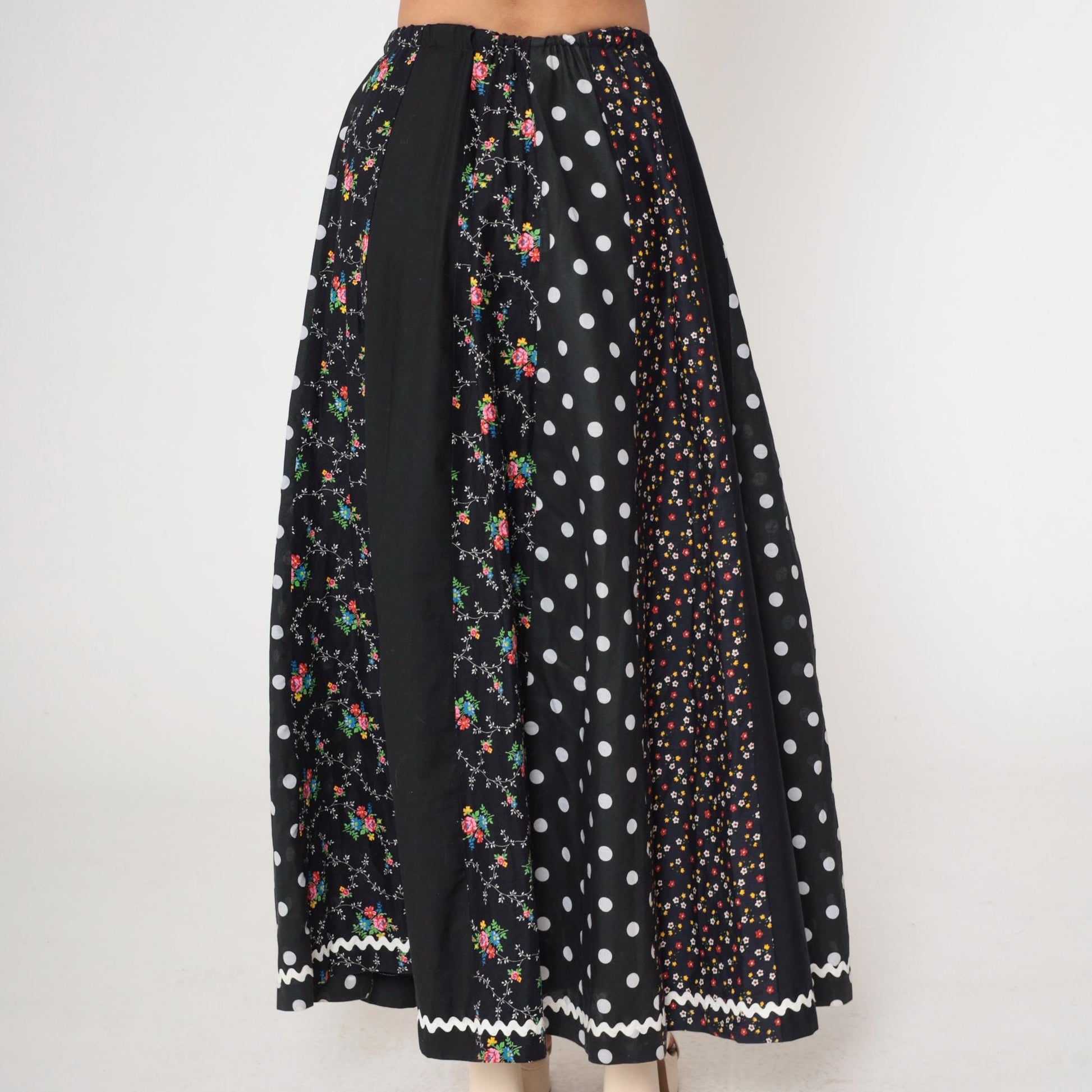 70s Carefree Fashions Floral Patchwork Maxi Skirt Black Ric-Rac High Waist Small Medium