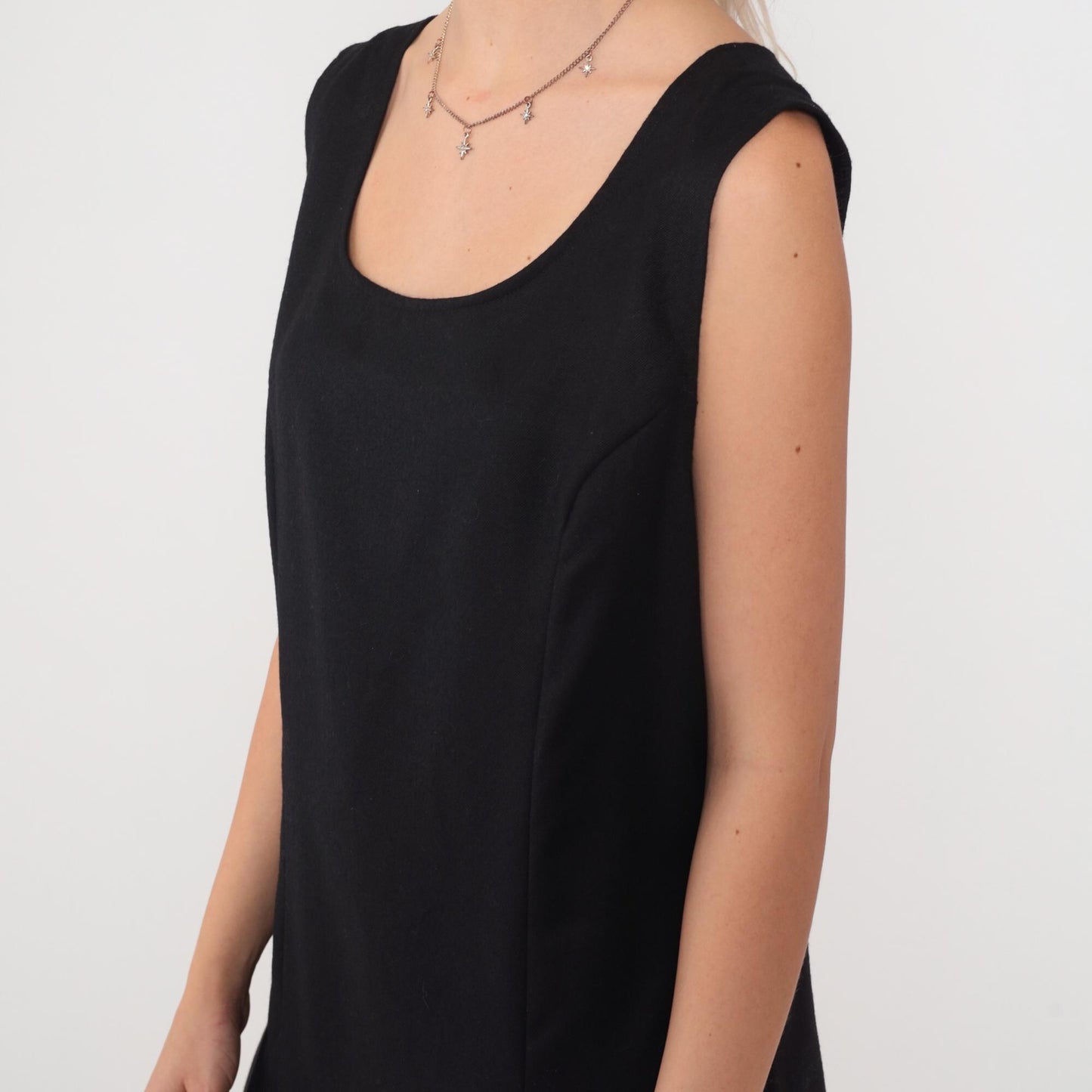 90s Rafaella Black Wool Shift Dress Pleated Scoop Neck Sleeveless Mini Large