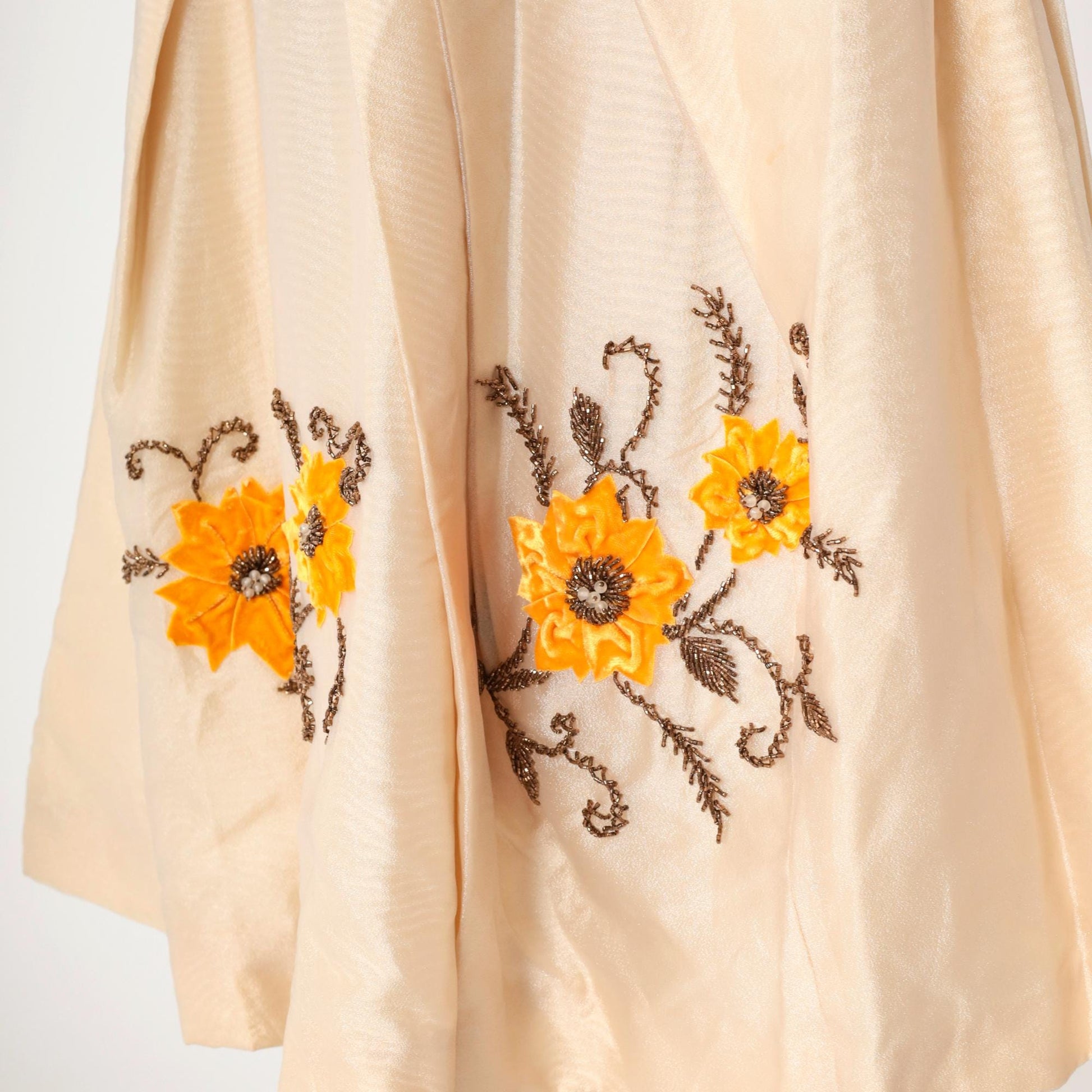 60s Cream Floral Beaded Midi Dress Velvet Appliqué High Waist Pleated Small