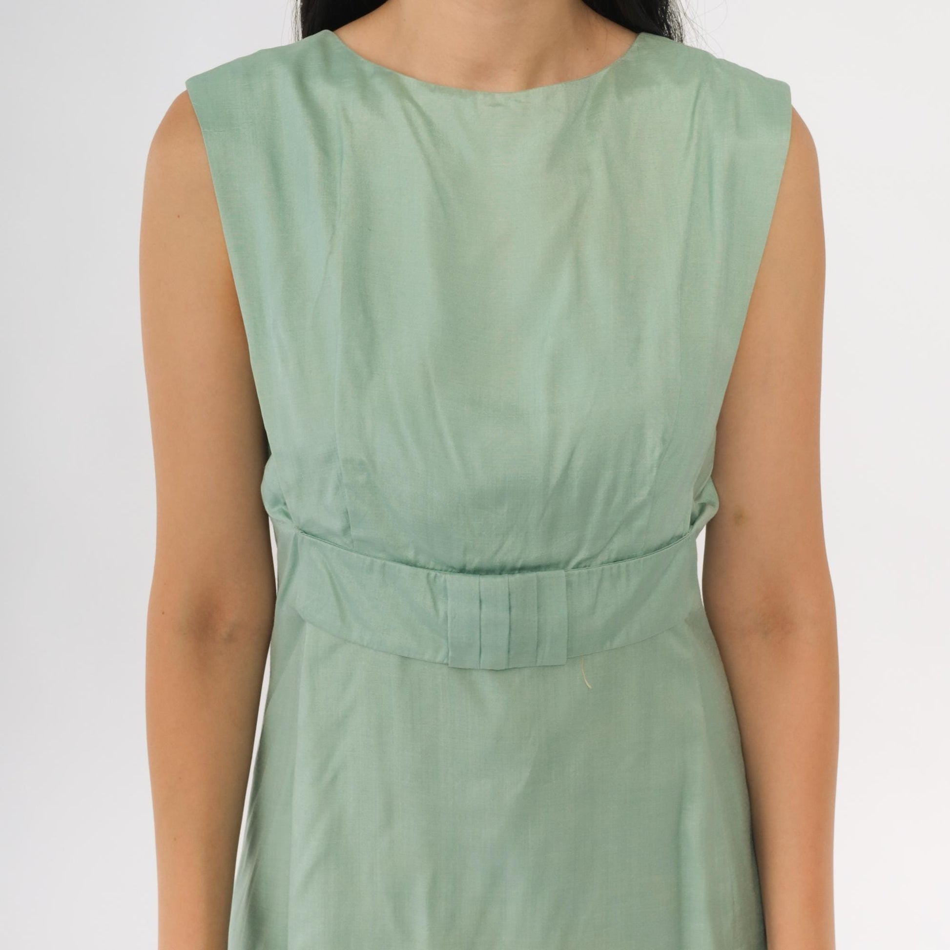 1960s Green Empire Waist Sheath Dress Sleeveless Knee Length Extra Small