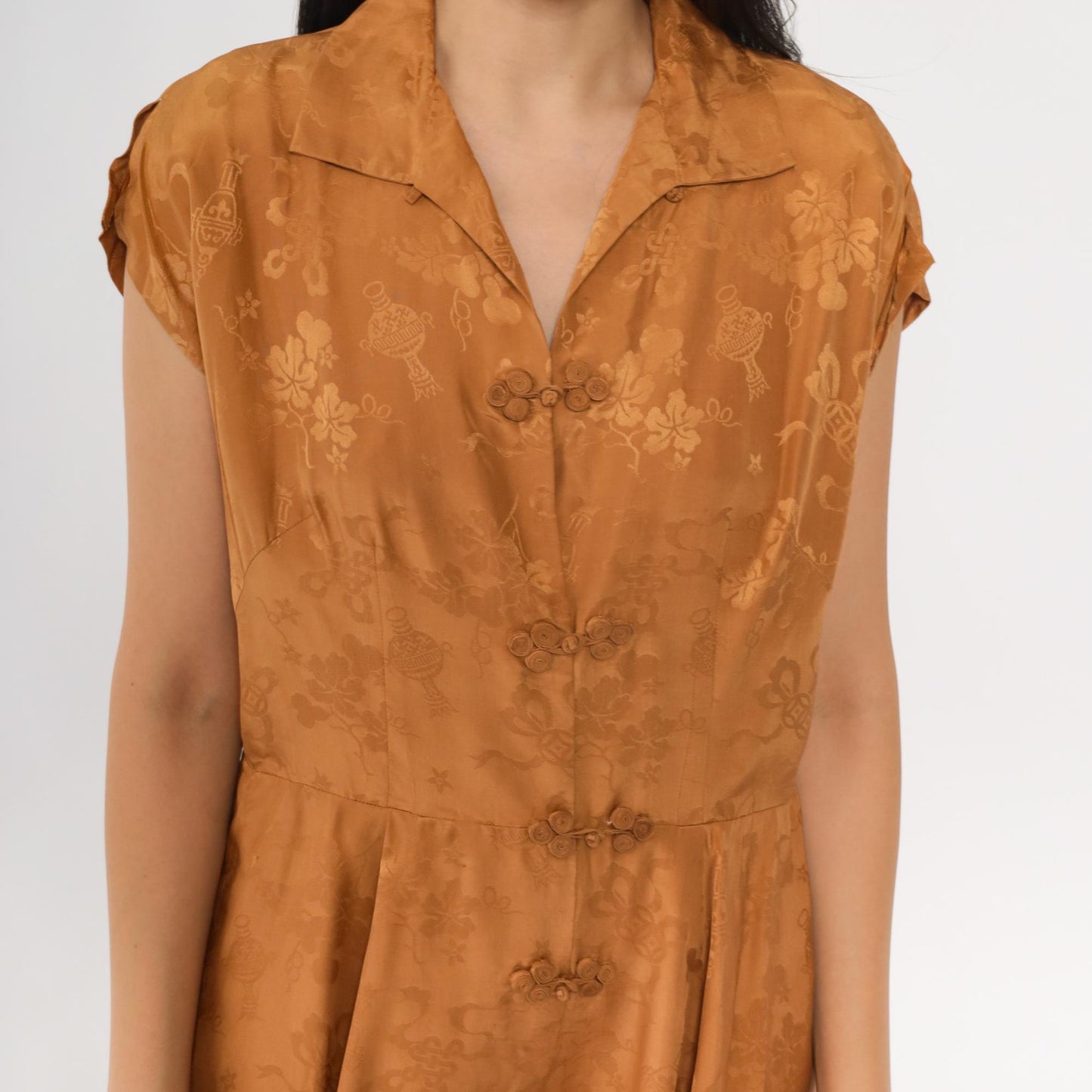 1950s Dynasty Silk Jacquard Dress Gold Asian Floral Cap Sleeve Fit Flare Medium