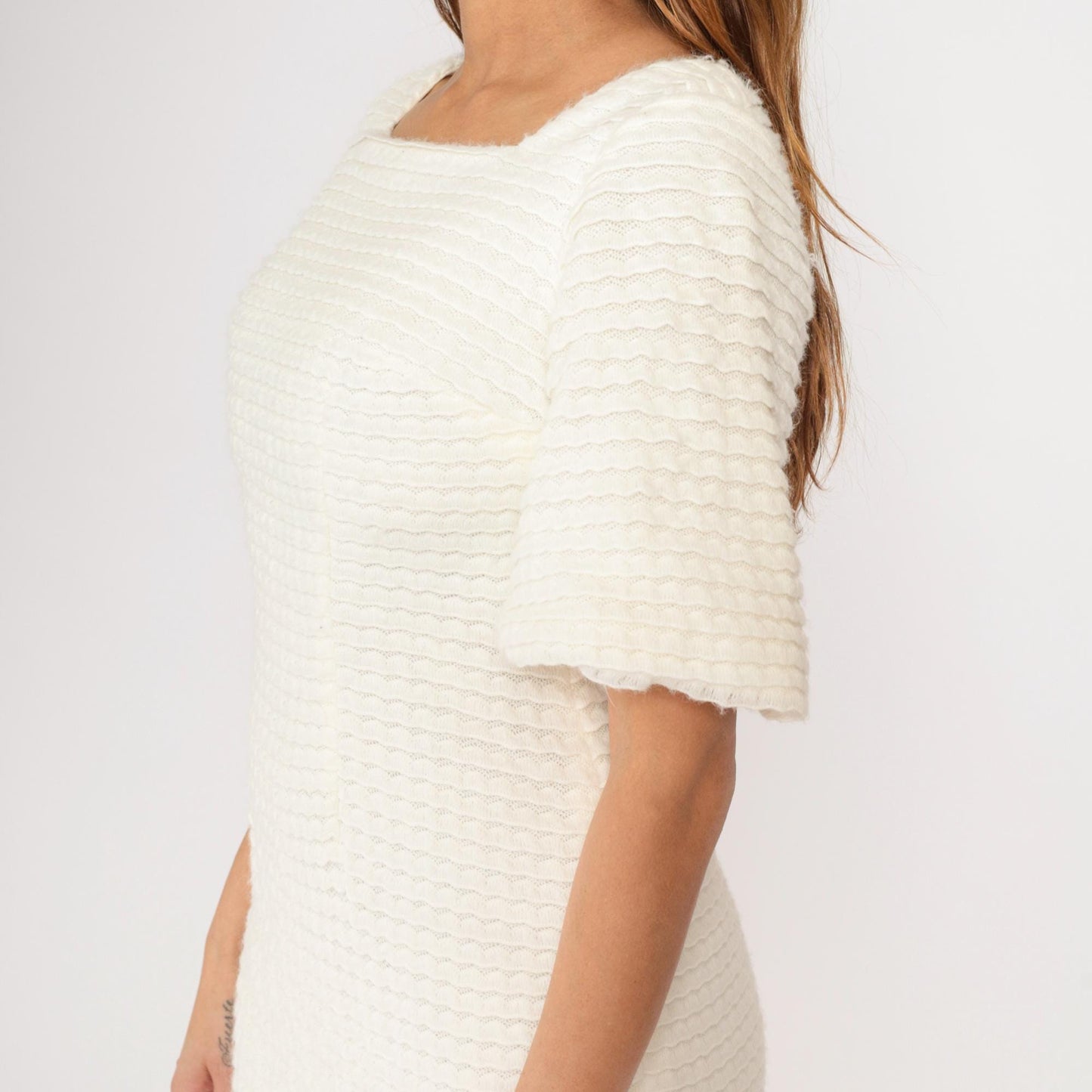 60s White Textured Knit Dress Square Neck Puff Sleeve Sheath Midi Small