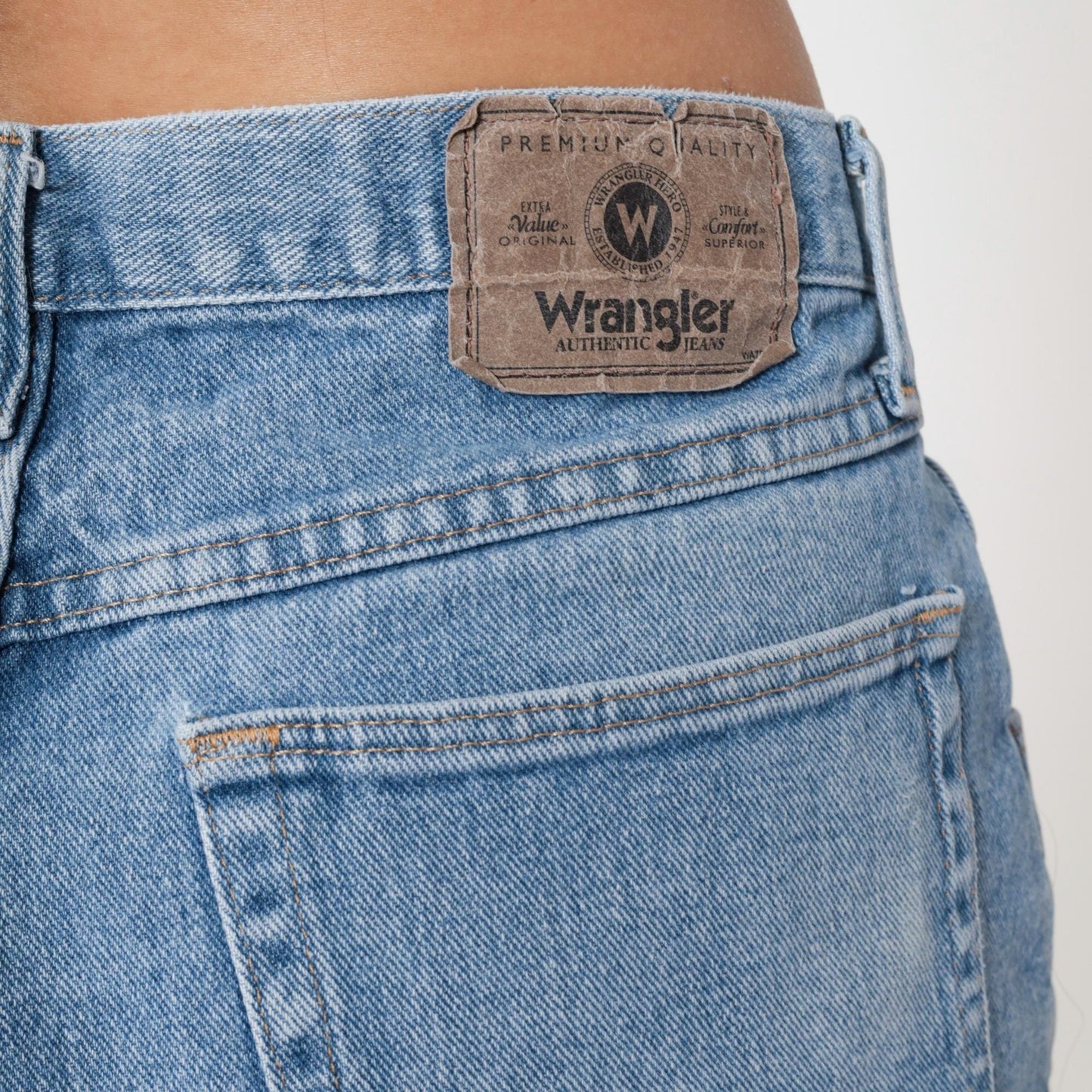 Y2K Wrangler High Waist Denim Shorts Blue Bermuda Relaxed Fit 33