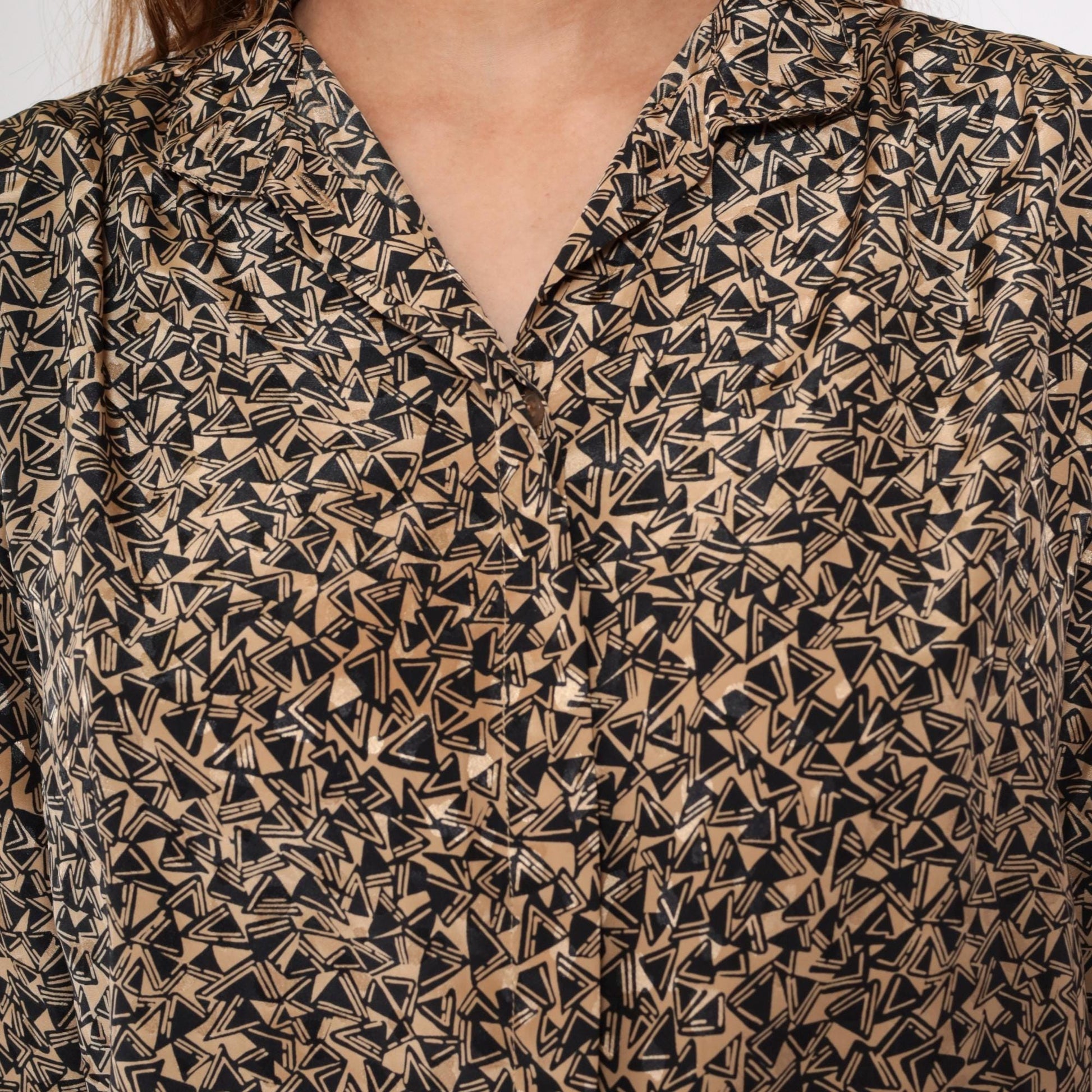 80s Geometric Jacquard Button Up Blouse Tan Black Puff Sleeve Small