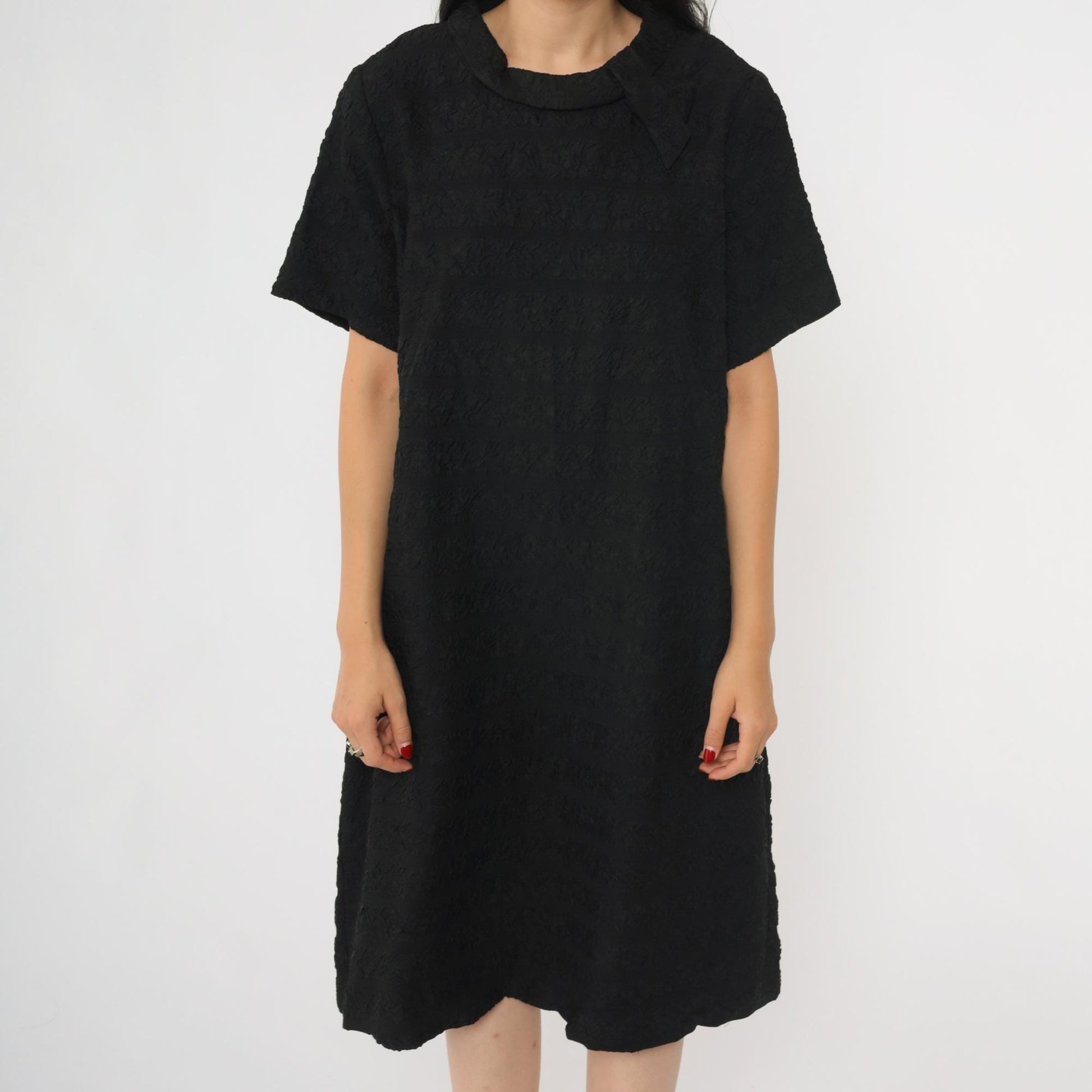 1960s Black Shift Dress Fold-Over Collar Knee Length Extra Large XL