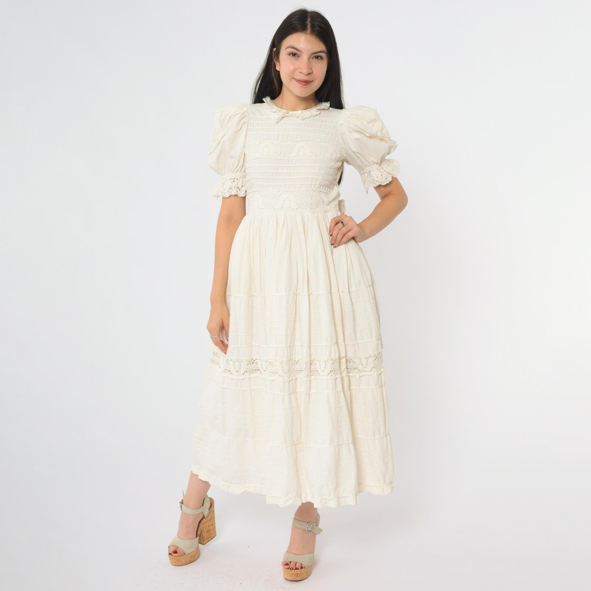 1980s Cream Lace Midi Dress Puff Sleeve Crochet Trim Ruffle Collar Extra Small XS