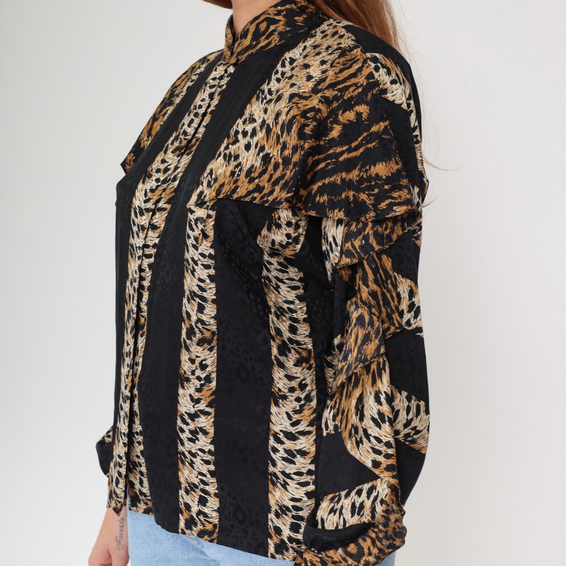 90s Adrianna Papell Silk Blouse Leopard Stripe Ruffle Long Sleeve Medium