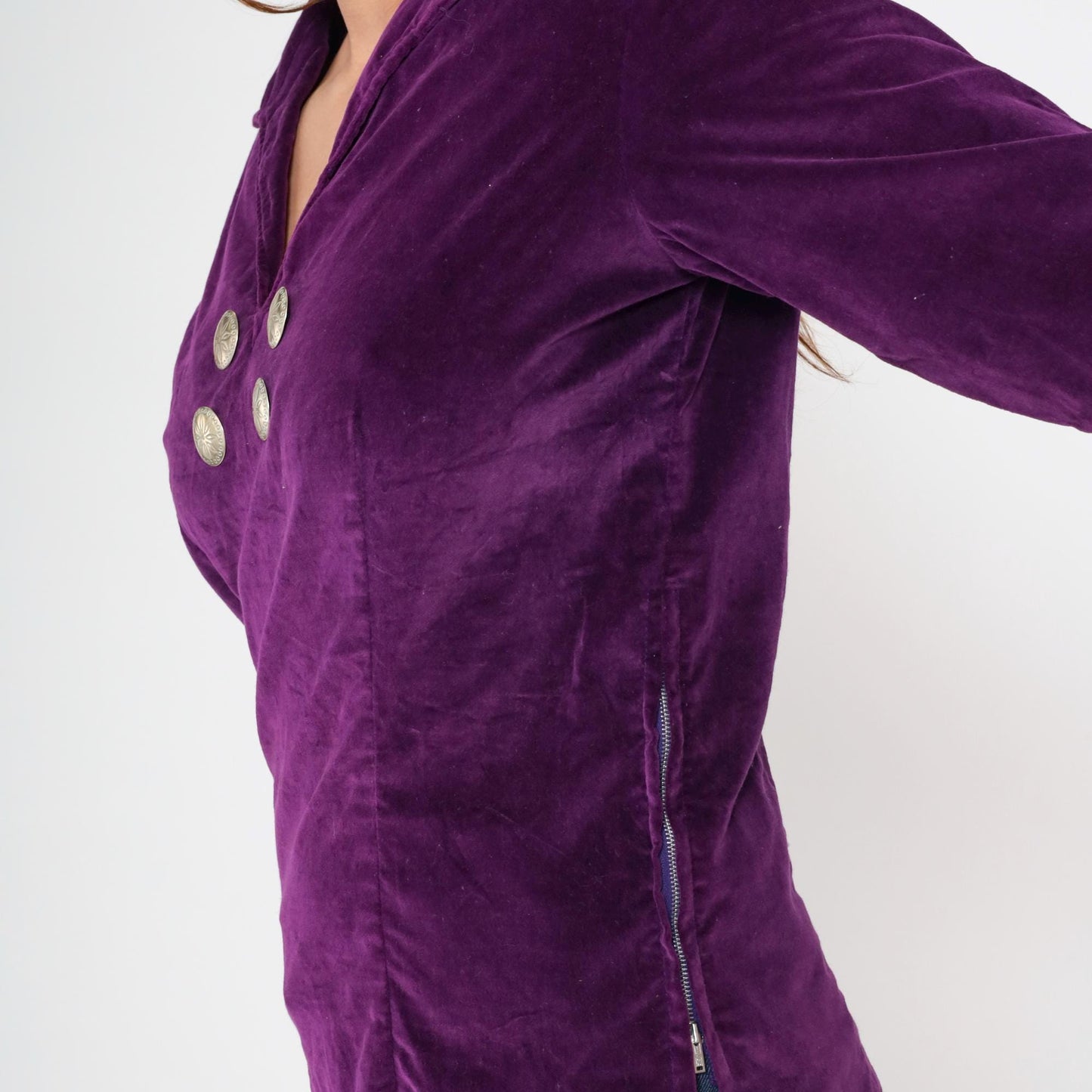70s Purple Velvet Blouse V Neck Long Sleeve Silver Buttons Medium M
