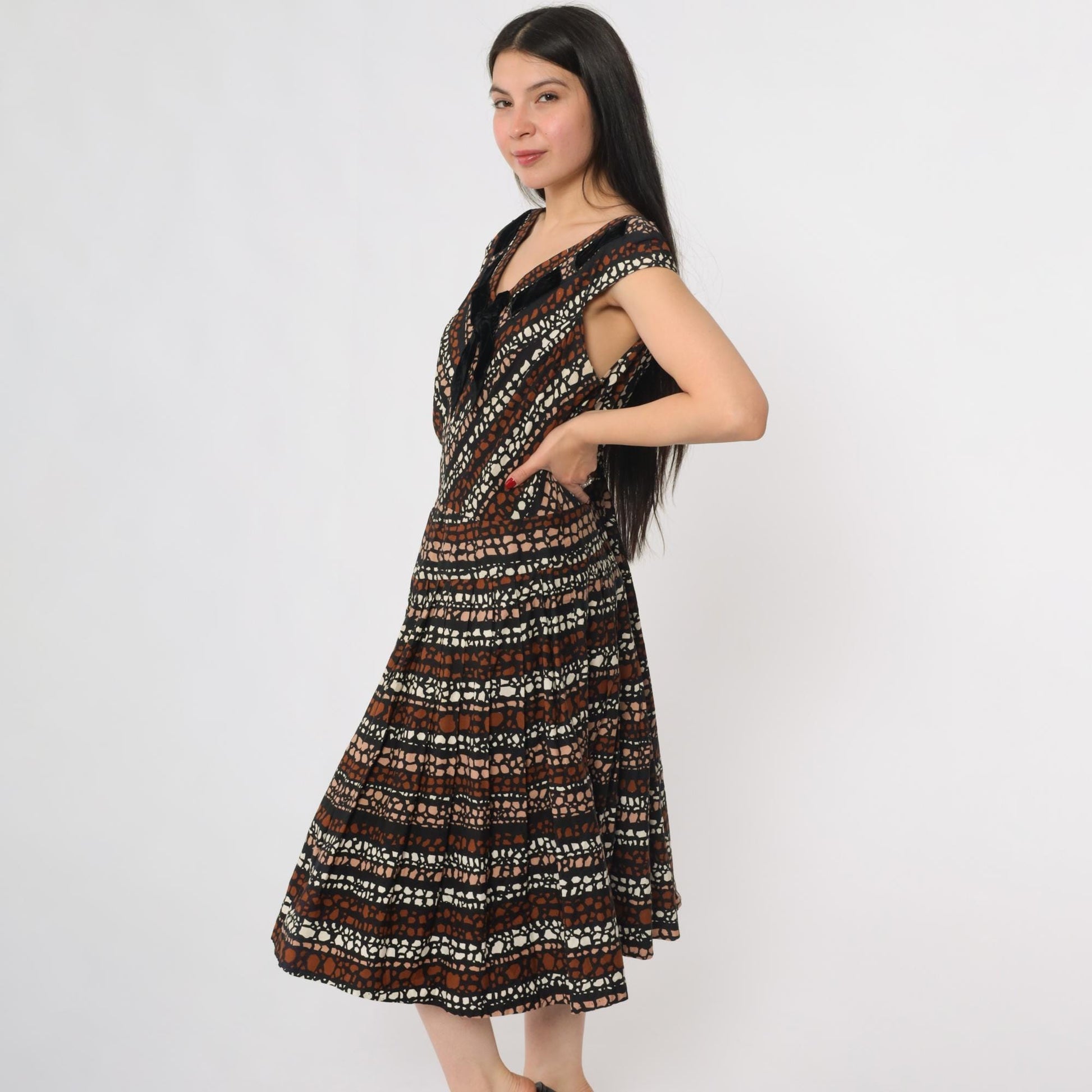 1950s Brown Geometric Print Midi Dress V-Neck Cap Sleeve Large