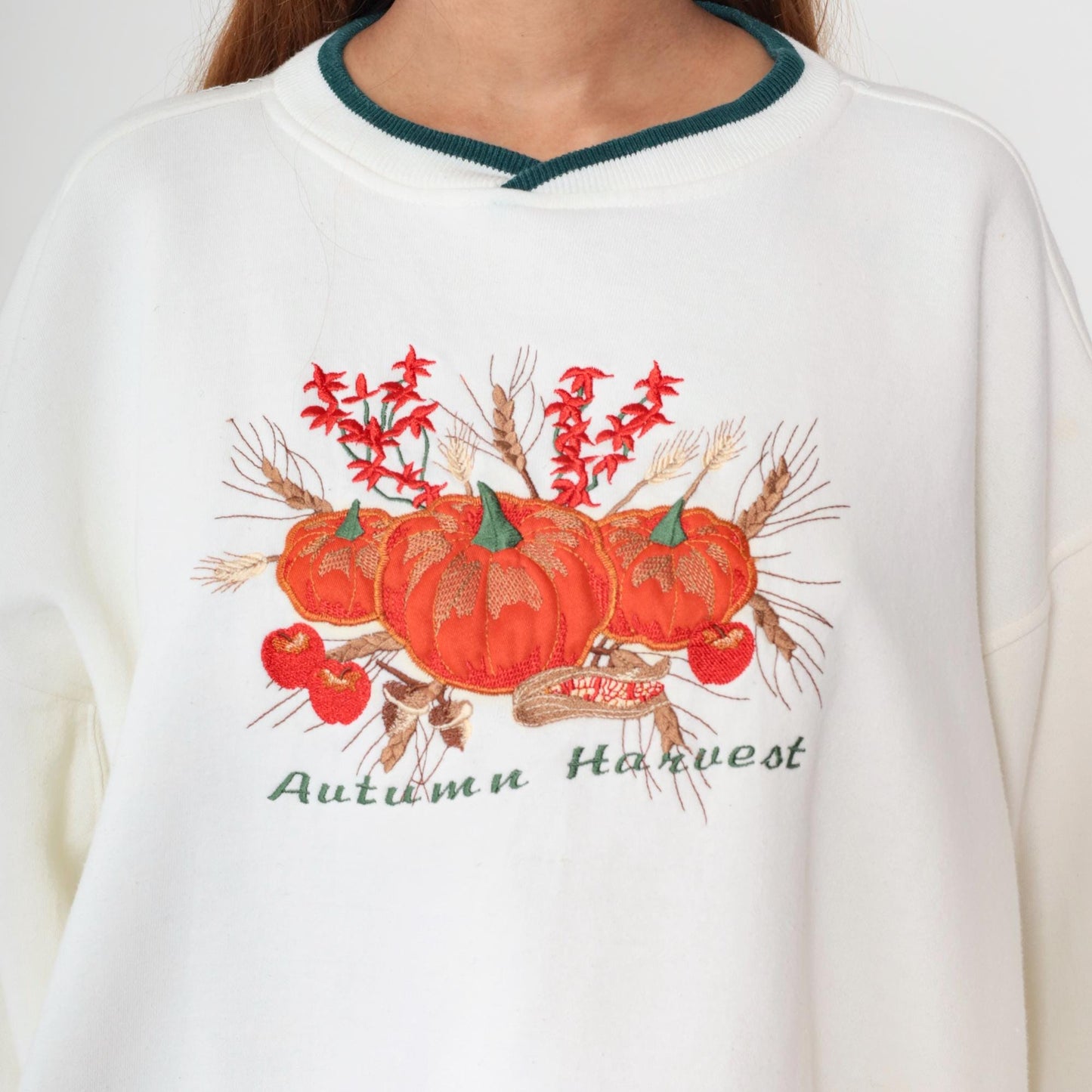 Y2K Autumn Harvest Pumpkin Sweatshirt White Green Trim Crewneck Extra Large XXL