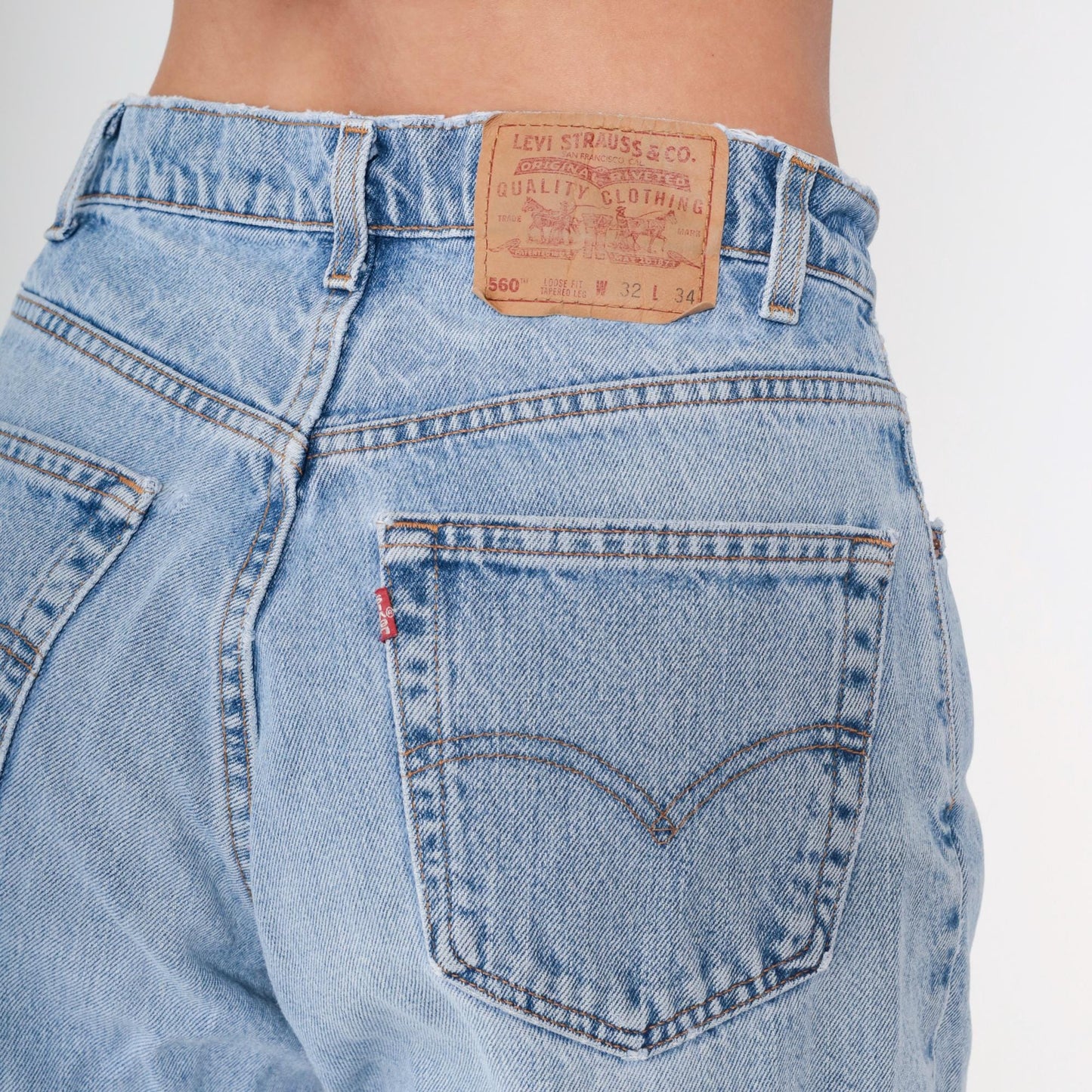 Levi's 560 High Waist Mom Jeans Blue Denim Straight Leg 32 Waist