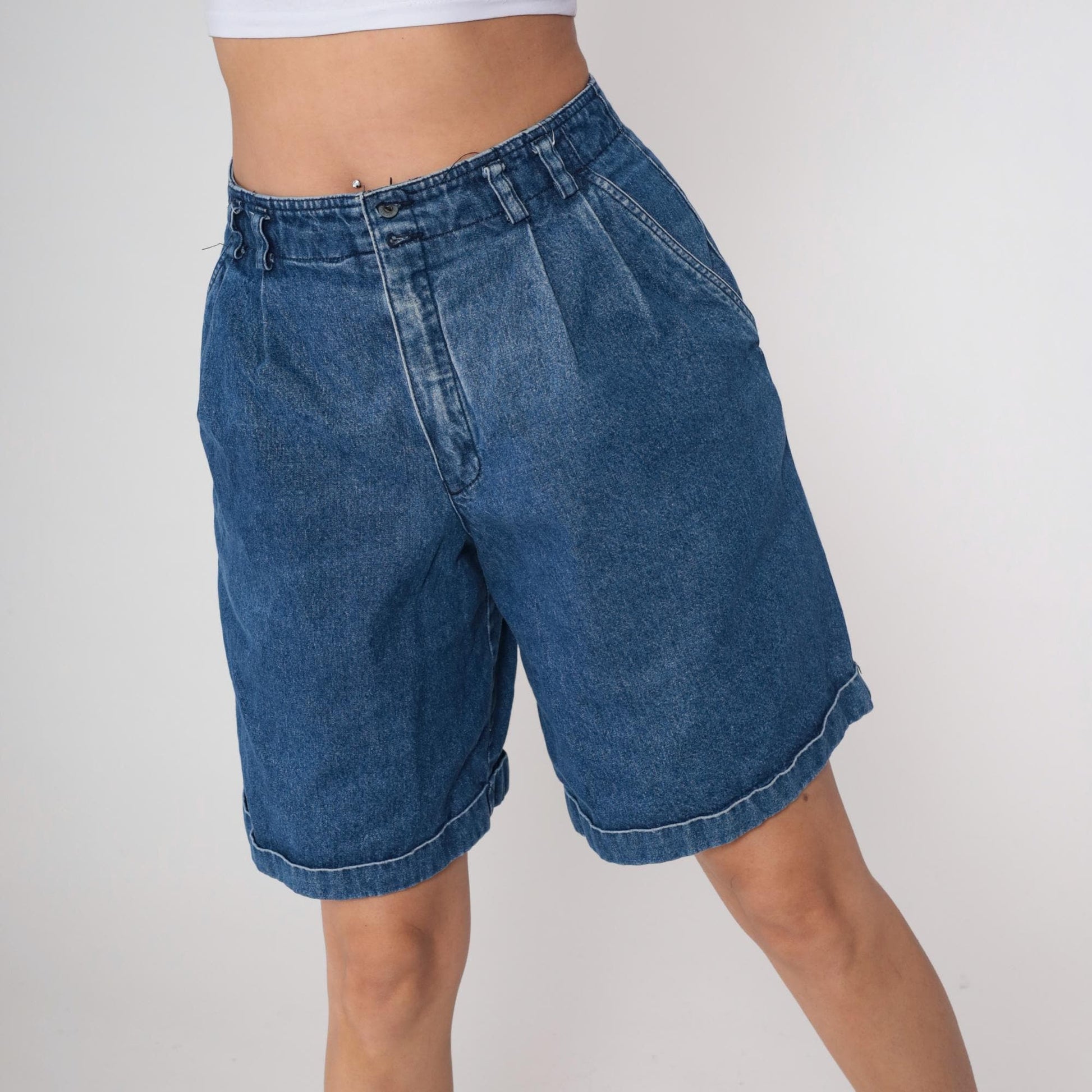 90s Liz Claiborne Pleated Jean Shorts Blue Denim High Waisted Medium