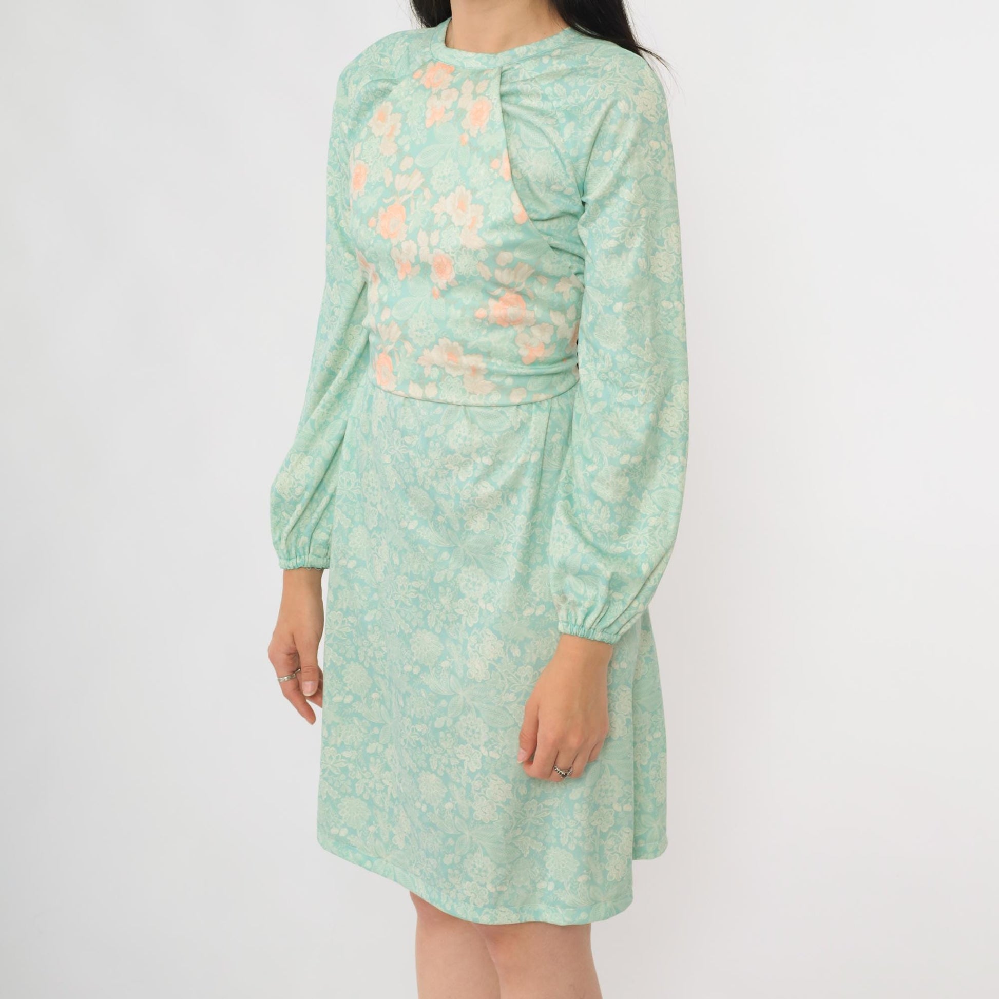 70s Pastel Green Floral Mini Dress Long Sleeve Tie-Back Medium