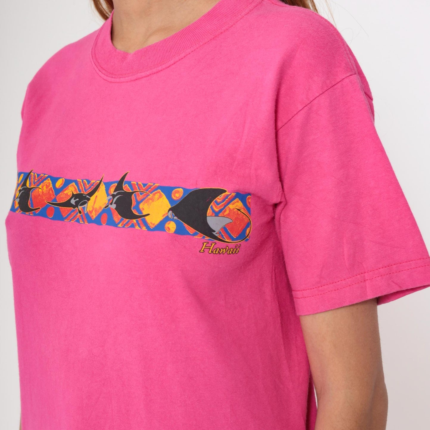 90s Gildan Manta Ray Graphic T-Shirt Hot Pink Cotton Tee Small S