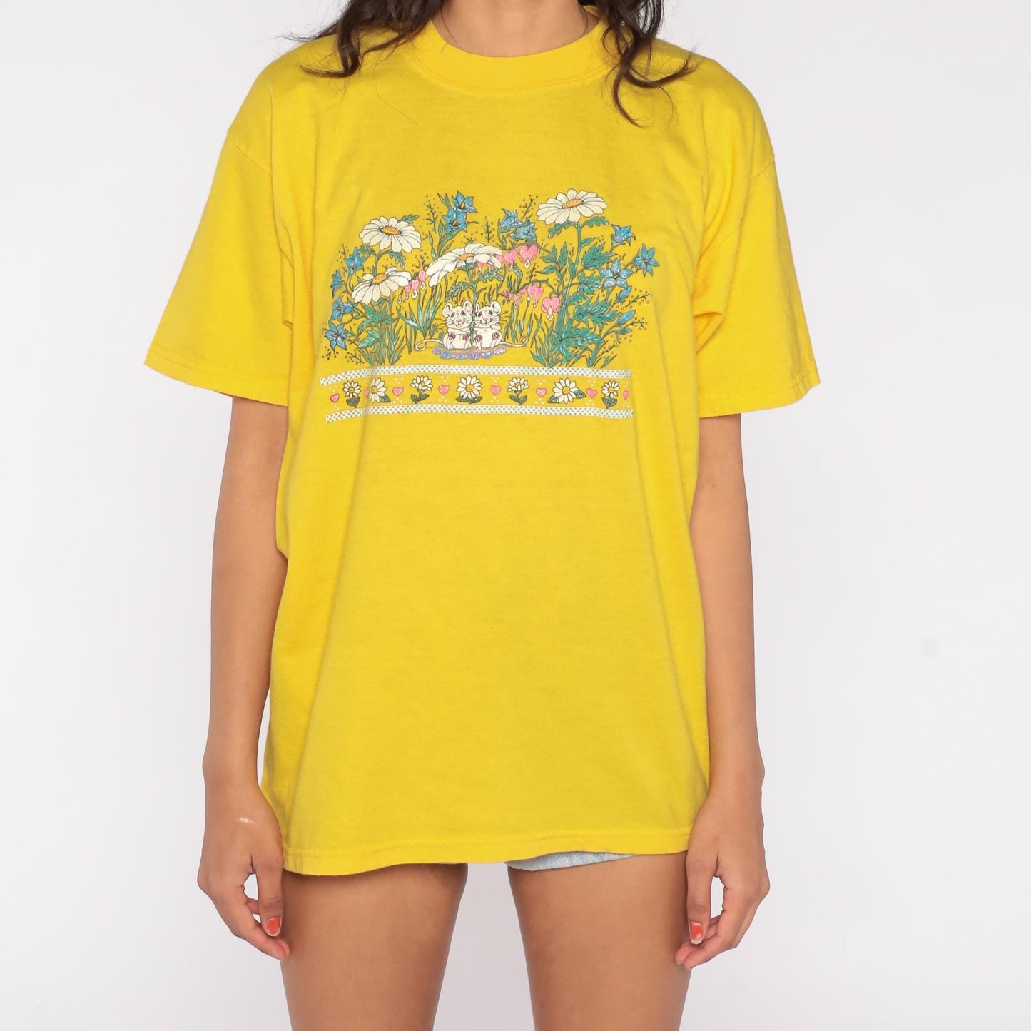 90s Gildan Yellow Mouse Daisy Floral Graphic T-Shirt Large L