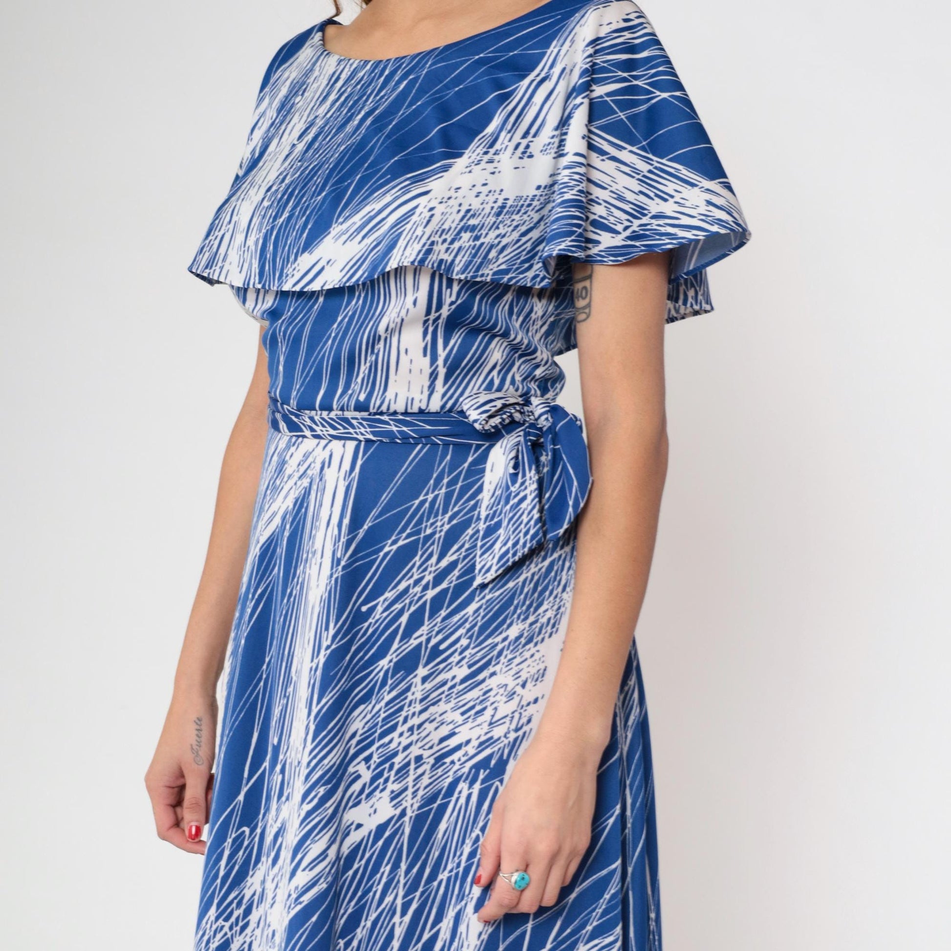70s Mary Martin Maxi Dress Blue White Brushstroke Capelet Boat Neck Medium