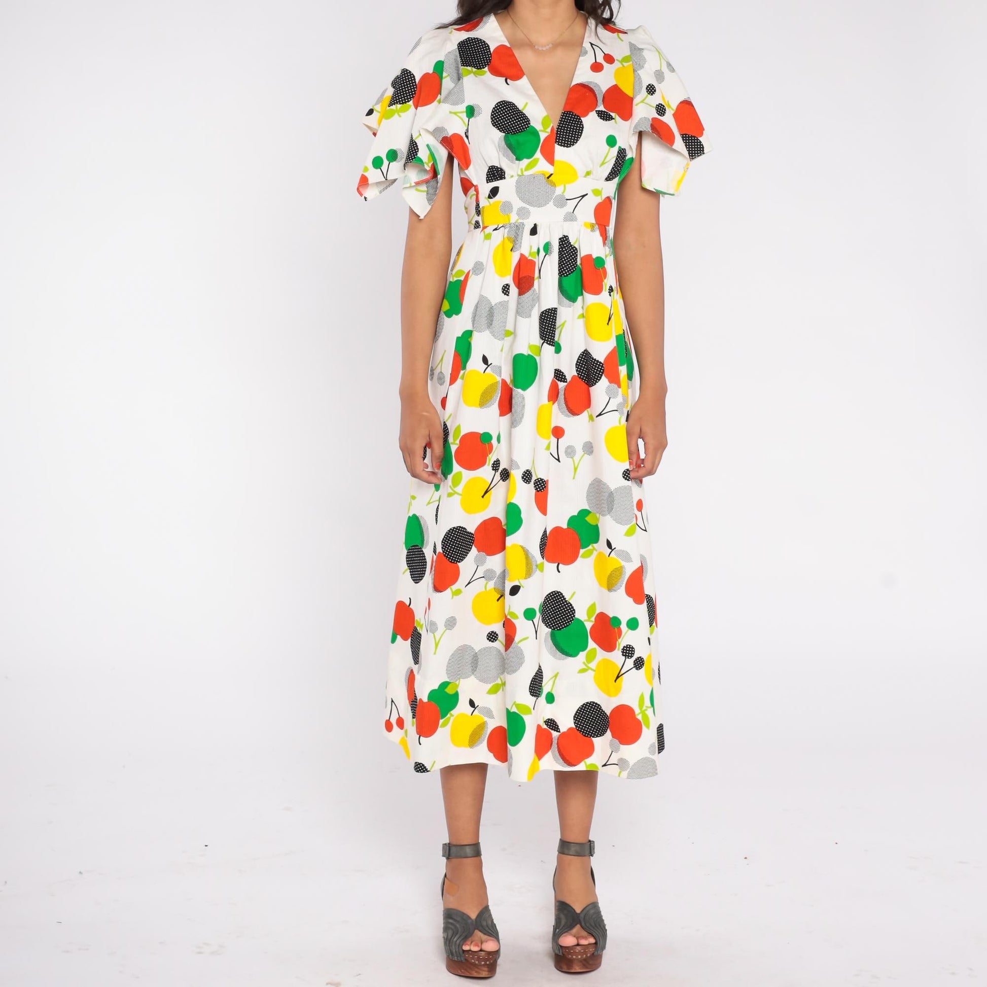 70s Apple Fruit Print Cotton Sundress Flutter Sleeve V-Neck White Medium