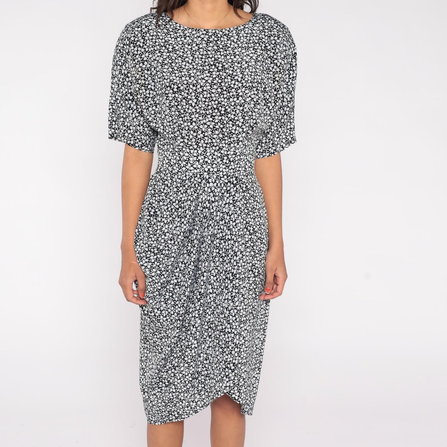 90s Warren Z Black White Leaf Print Midi Dress Fitted Waist Tulip Hem Medium