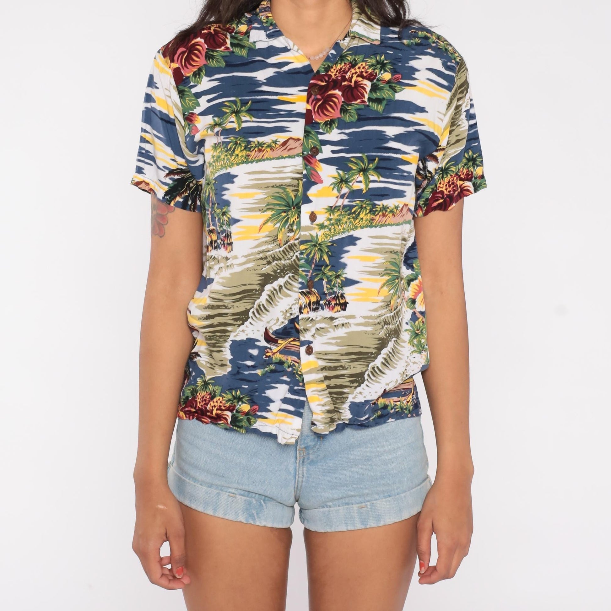 Y2K Hilo Hattie Hawaiian Shirt Island Print Button Front Medium