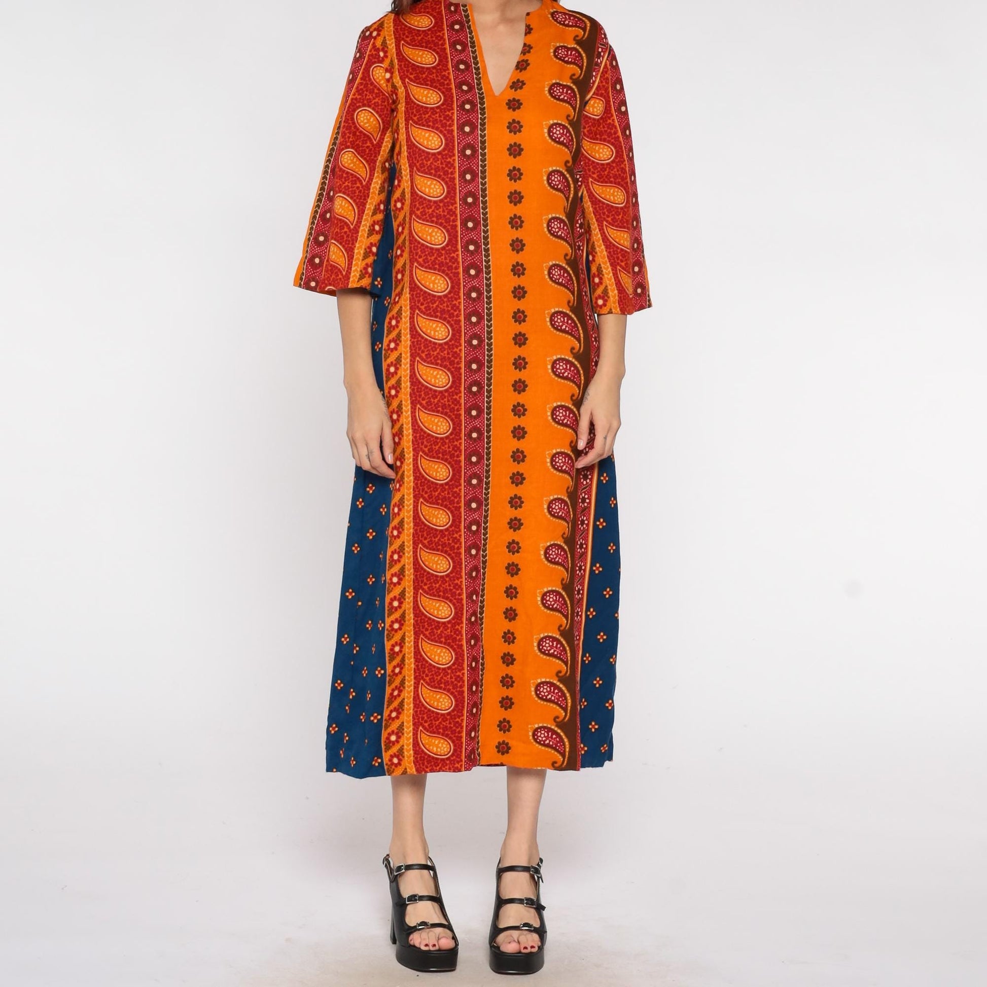 70s Caftan Dress Orange Blue Paisley Indian Print V-Neck Maxi Small