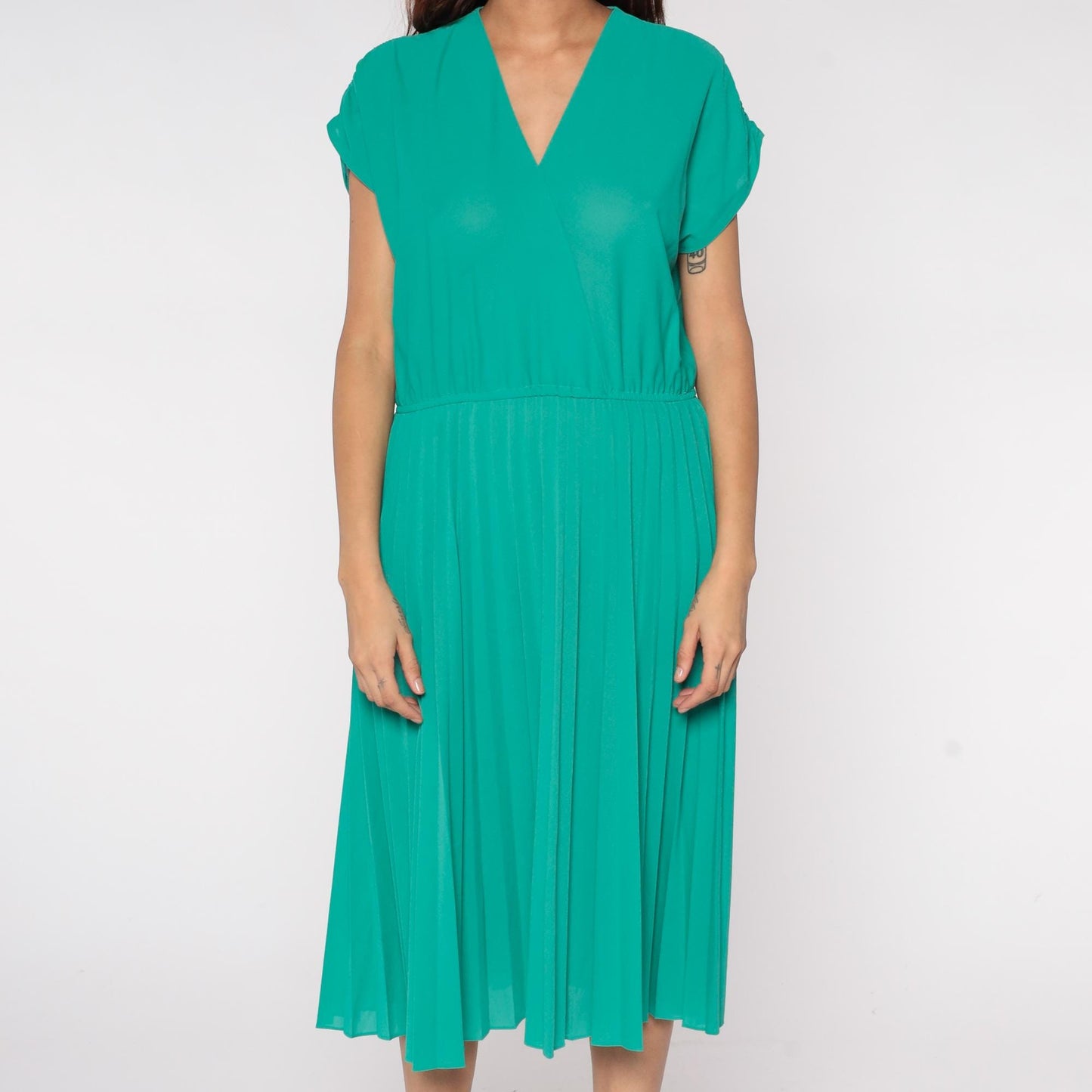 70s Emerald Green Pleated Midi Dress V Neck Dolman Sleeve Medium