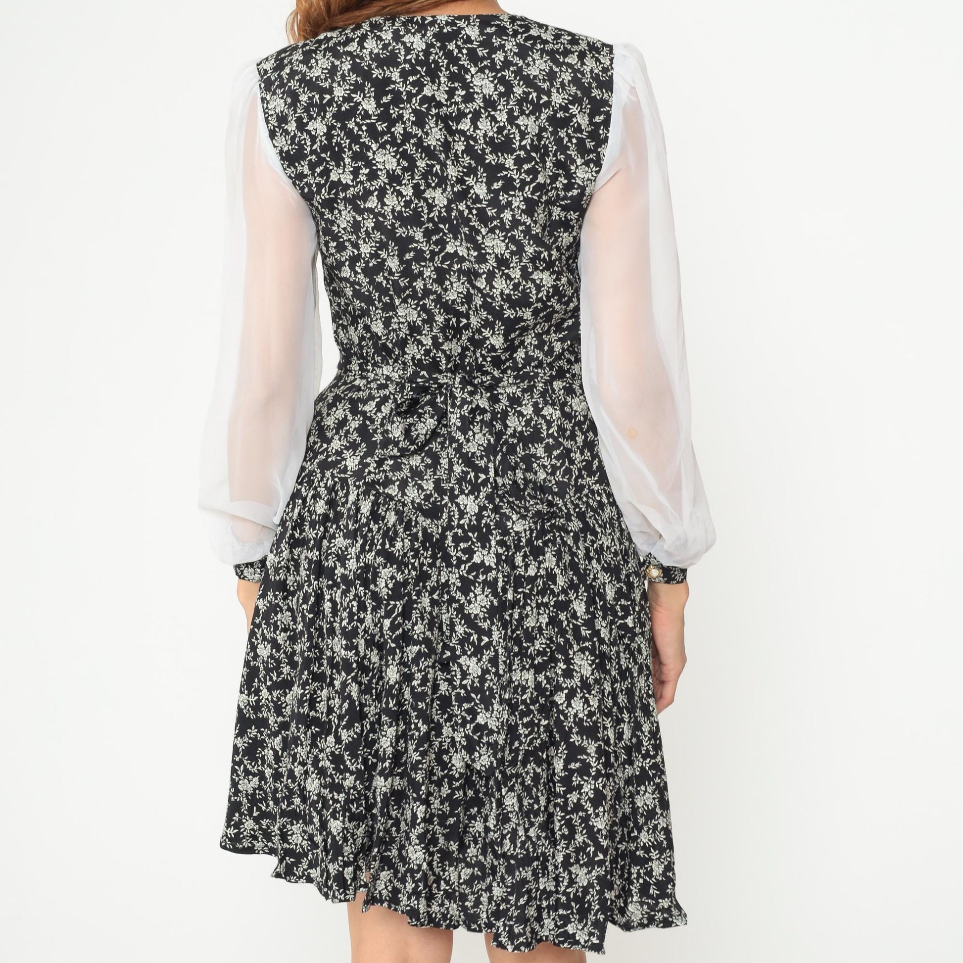 90s Timing Black Floral Dress White Contrast Sleeves Pearl Buttons Knee Length Medium M