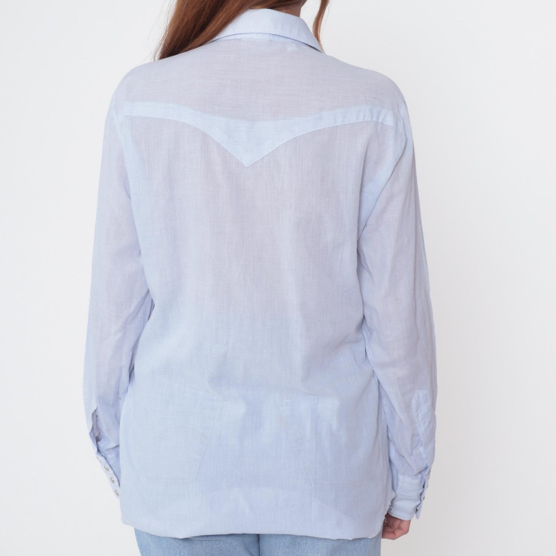 80s Western Fashions Light Blue Chambray Pearl Snap Shirt Medium