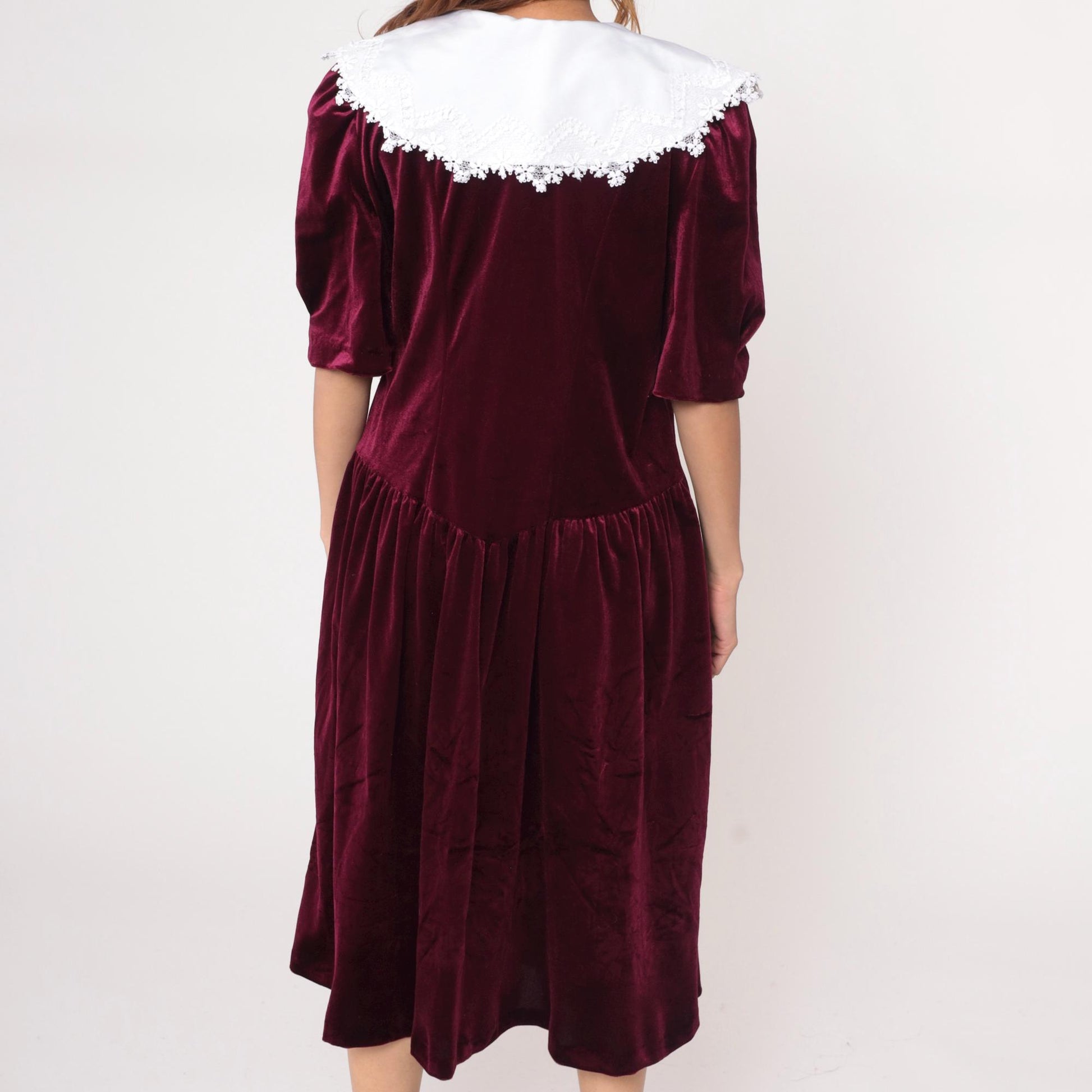 90s Burgundy Velvet Midi Dress White Lace Collar Drop Waist Puff Sleeves Large