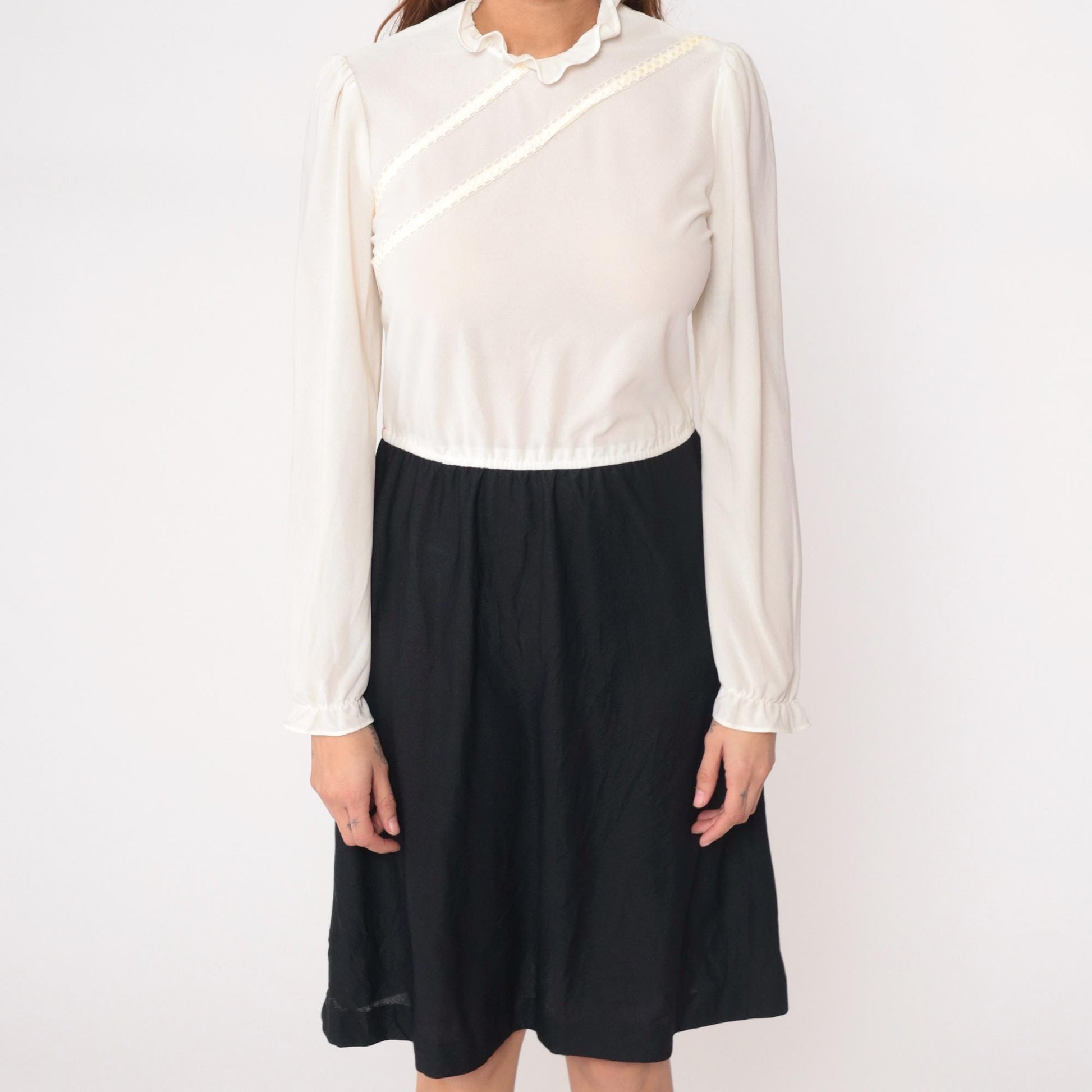 70s Jerell of Texas Black White Color-Block Dress Long Sleeve Ruffled Collar Large L