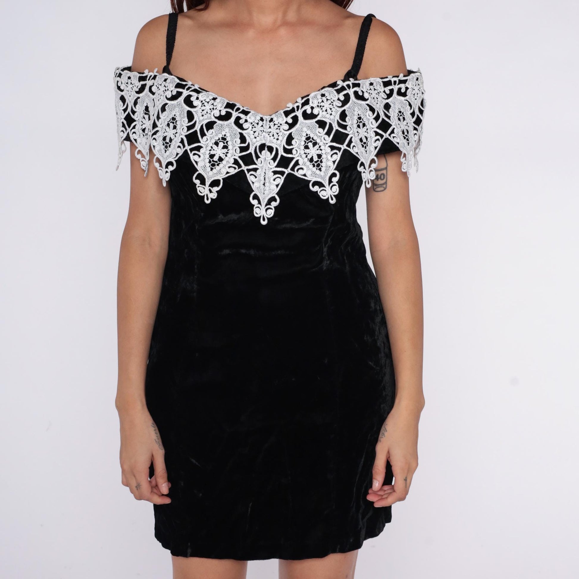90s Black Velvet Mini Dress Off-Shoulder White Lace Trim Spaghetti Strap Medium M