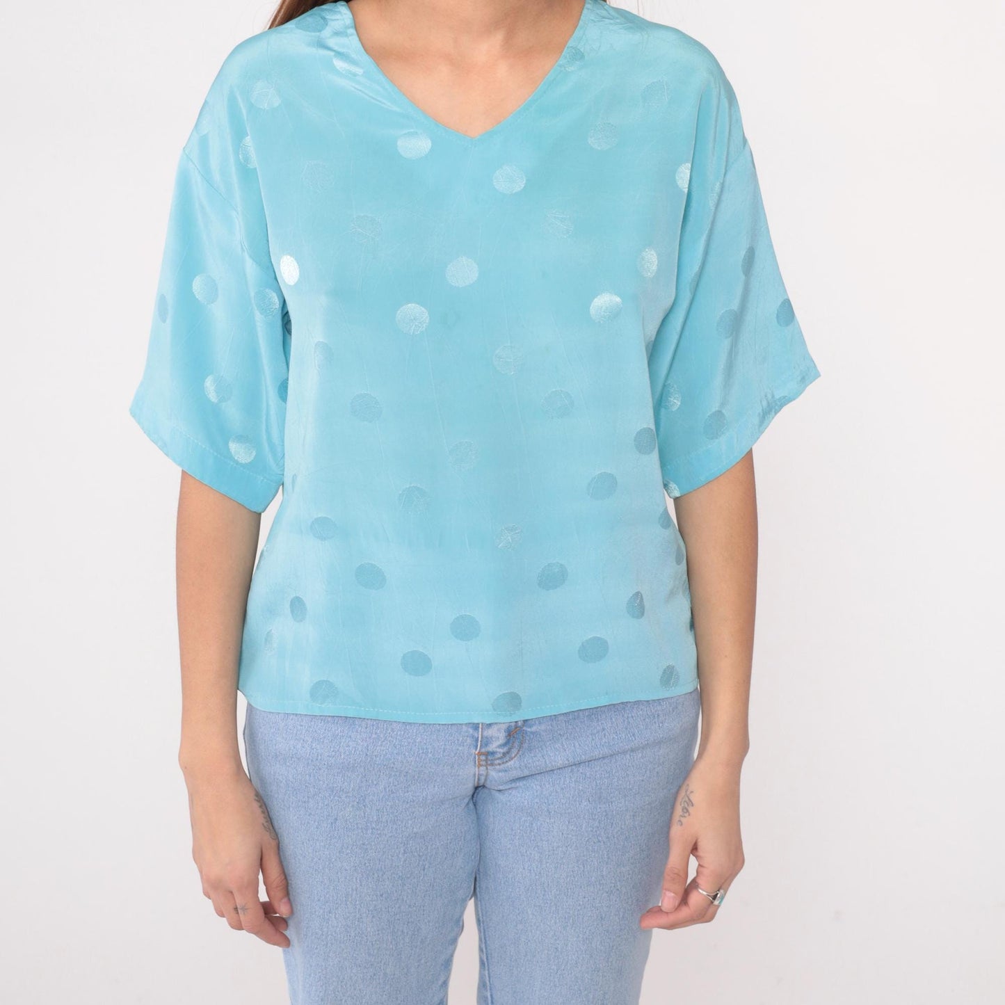 90s Powder Blue Polka Dot V-Neck Blouse Short Sleeve Medium M