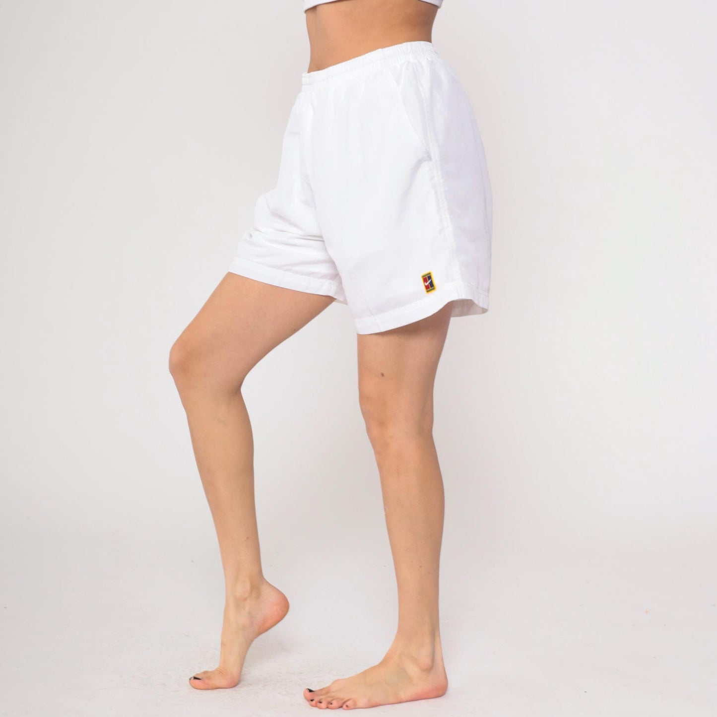 90s Nike White Athletic Shorts Elastic Waist Embroidered Logo Large L
