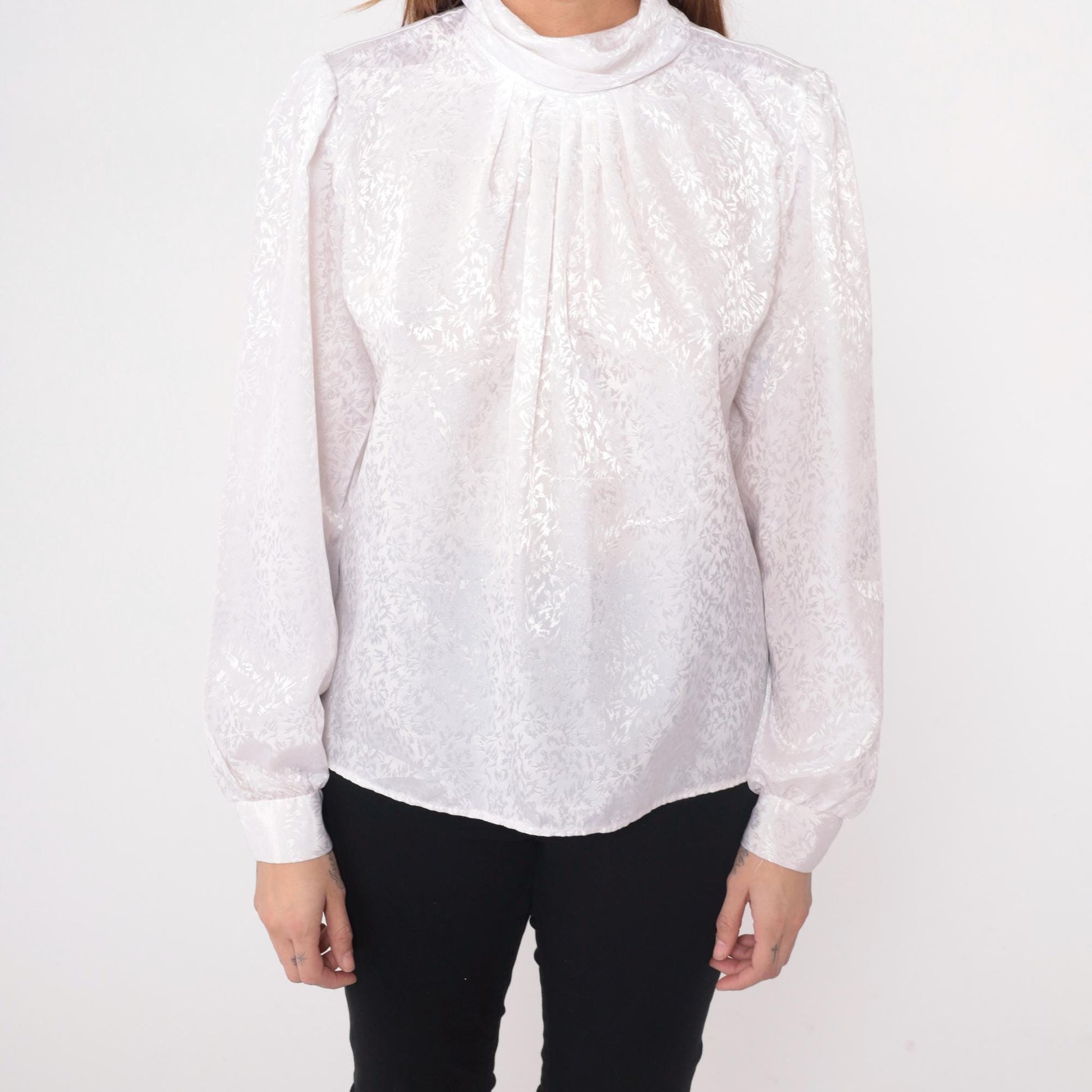 90s White Mock Neck Blouse Keyhole Back Pleated Front Medium M