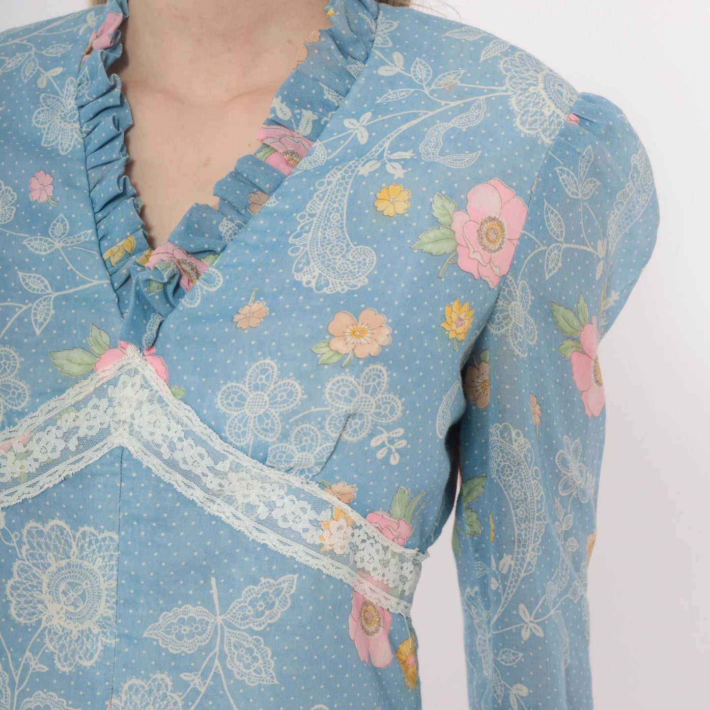 70s Light Blue Floral Mini Dress Long Sleeve Ruffle Lace Trim Small