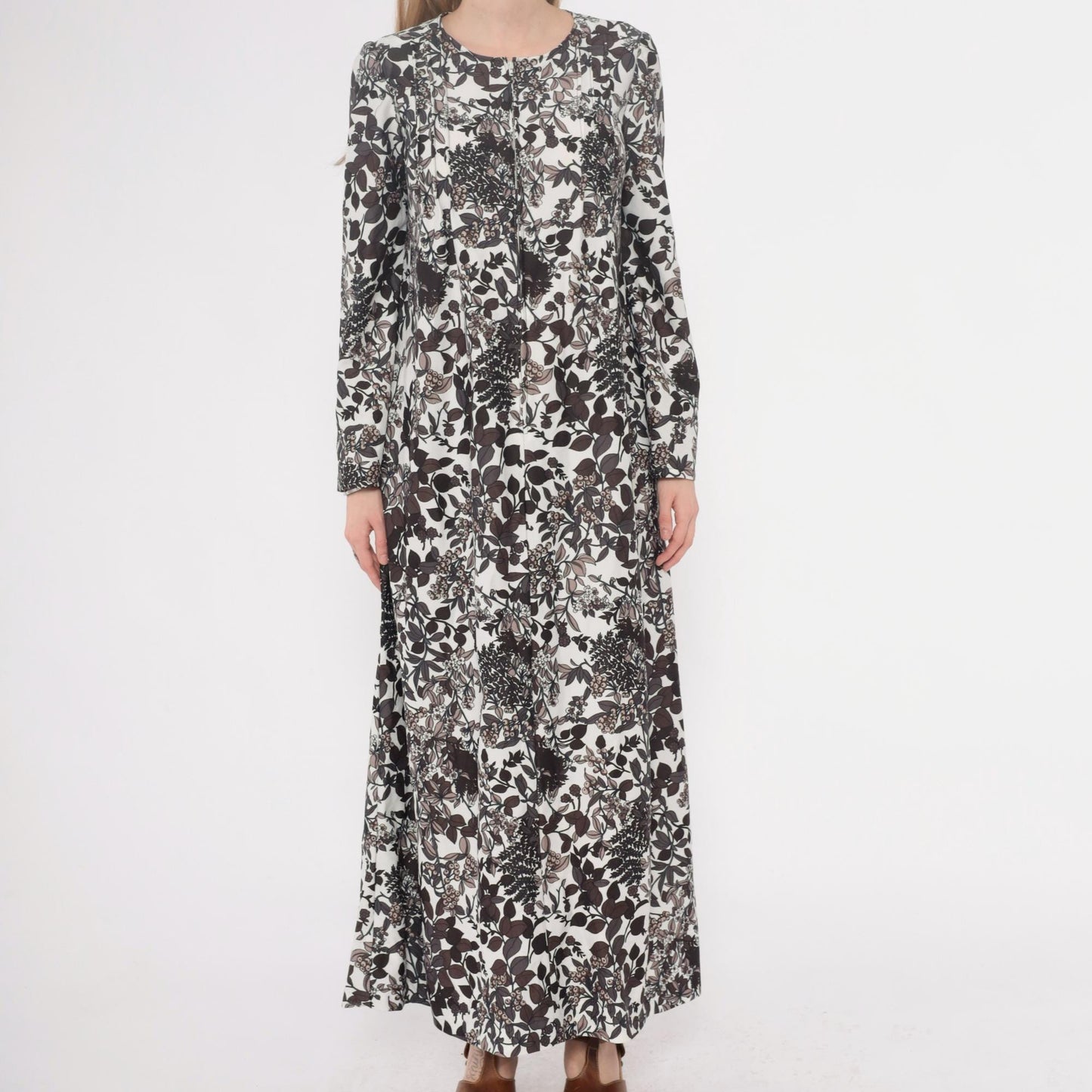 70s Black White Floral Maxi Dress Long Sleeve Botanical Print Round Neck Medium