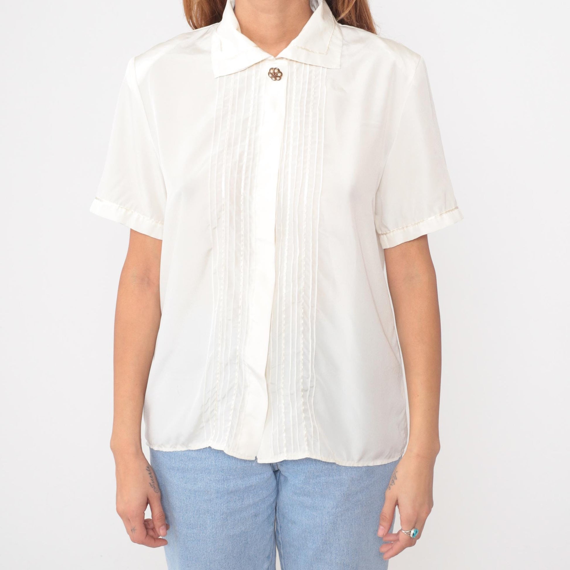 90s Casual Corner Cream Blouse Pointed Collar Pintuck Pleated Short Sleeve Medium