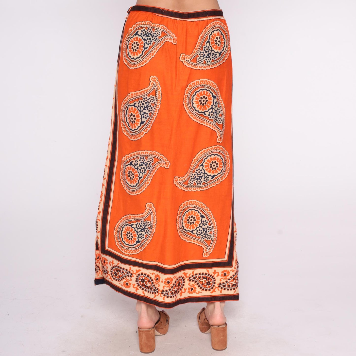 70s Orange Paisley Wrap Skirt Cream Border Print Tie Waist Large
