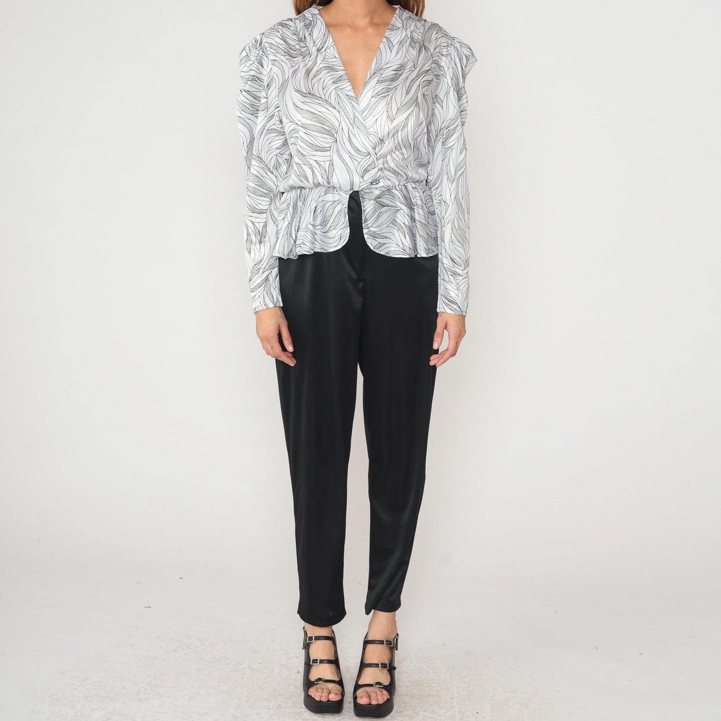80s Wave Print Peplum Blouse Shoulder Pads V-Neck White Black Medium