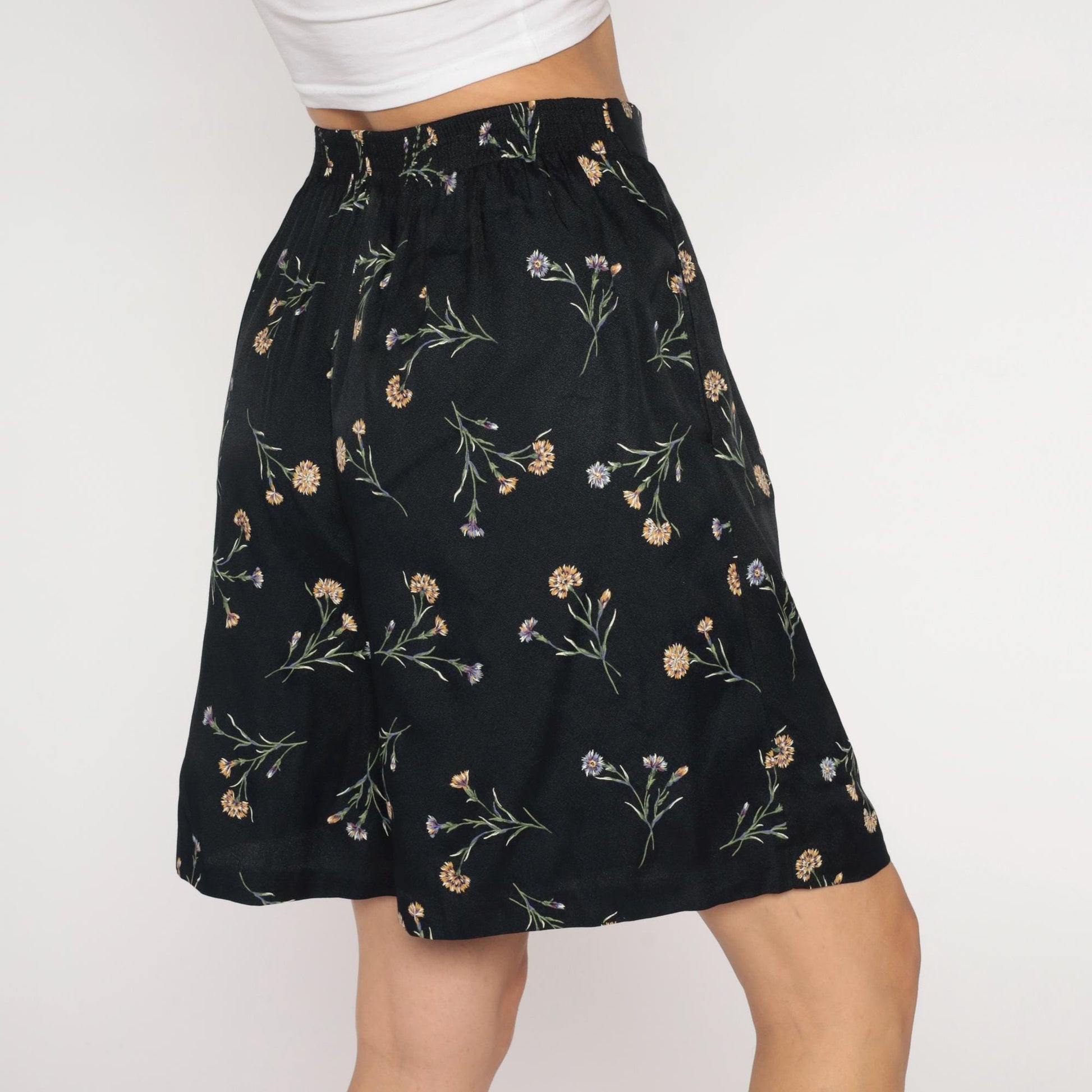 90s Anise Petite Black Floral Wide Leg Shorts High Rise Medium