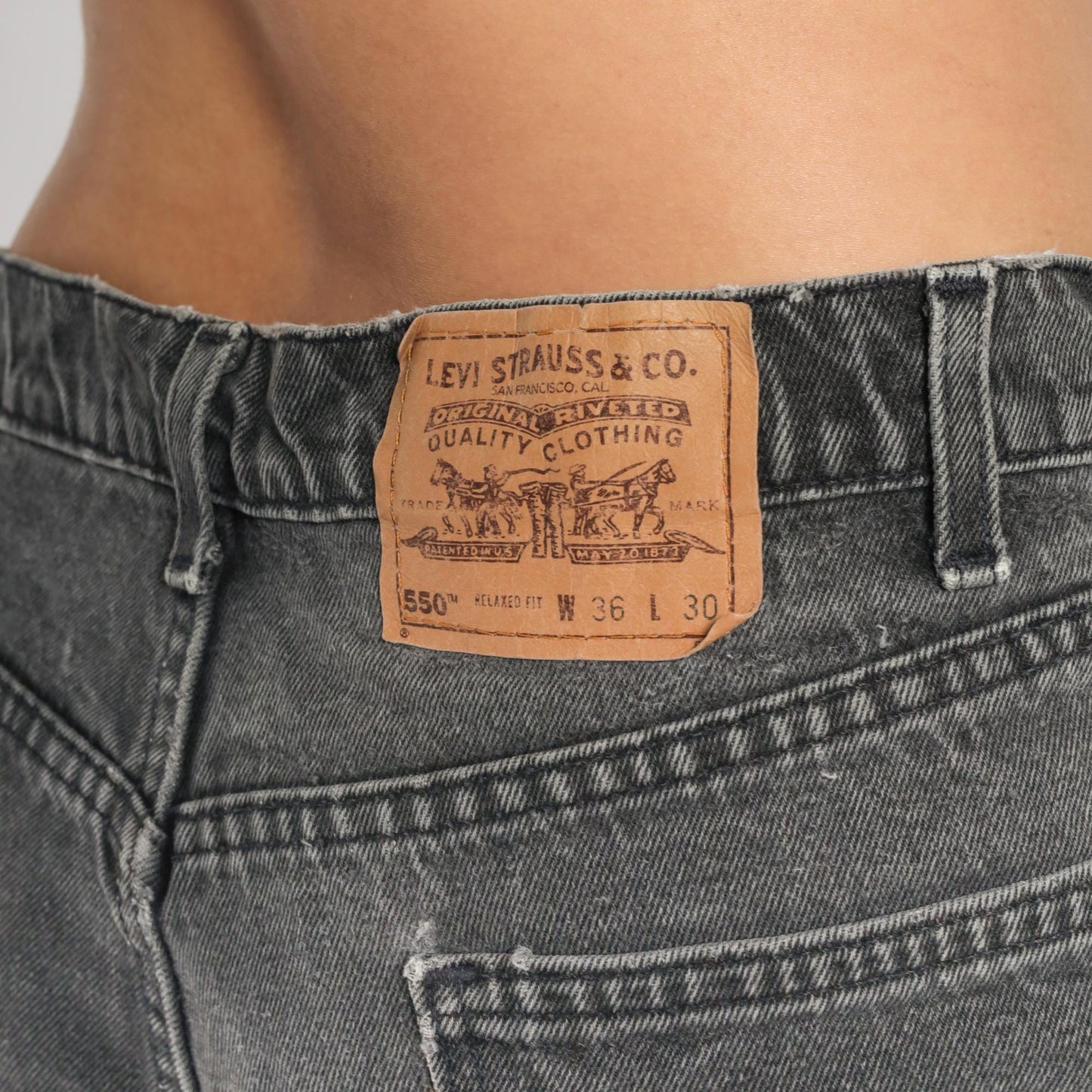 90s Levi's 550 Black Distressed High Rise Straight Leg Jeans 30x30