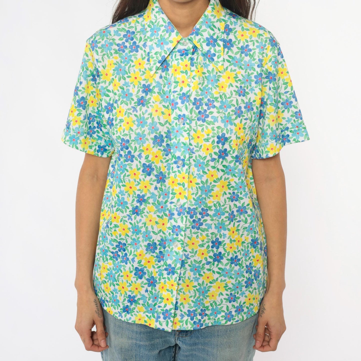70s Floral Blouse White Yellow Blue Flowers Short Sleeve Pointed Collar Large L