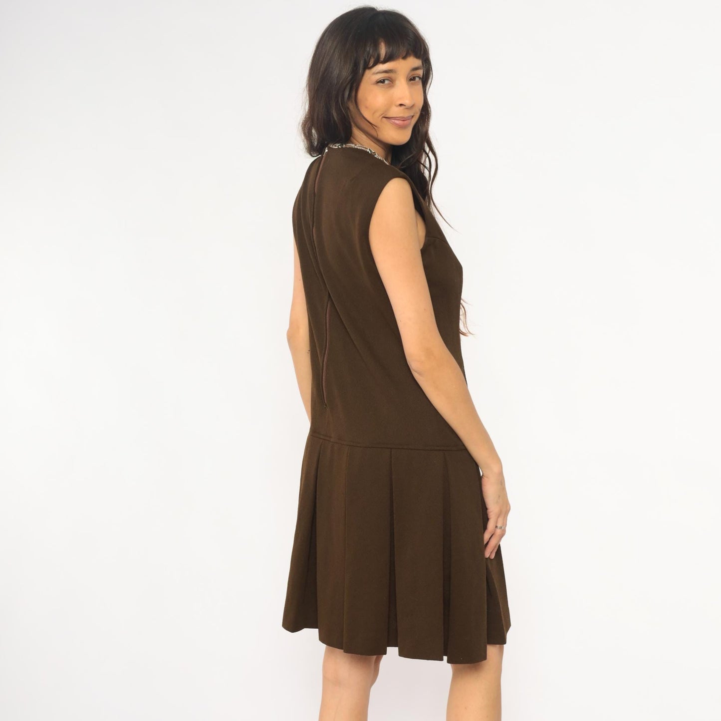 70s Brown Shift Dress Drop Waist Pleated Skirt Geometric Trim Medium M
