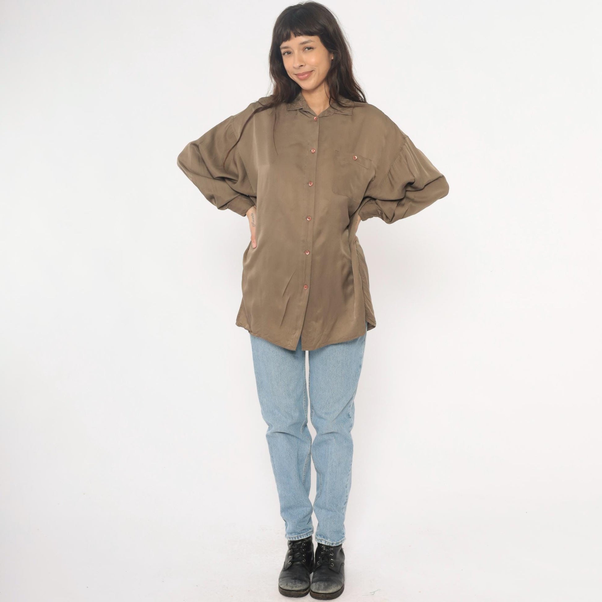 90s La Vogue Silk Button-Up Blouse Olive Chest Pocket Medium M