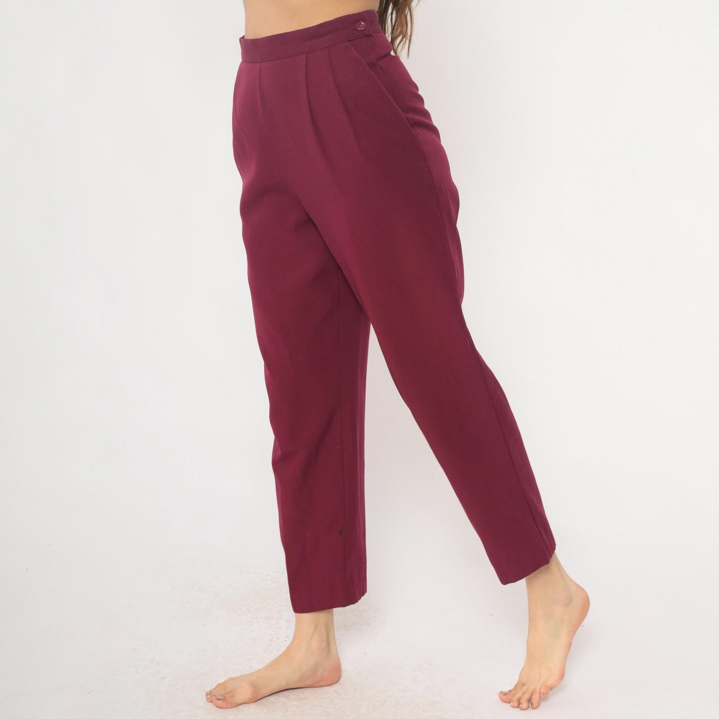 80s Burgundy High-Waist Pleated Tapered Trousers Cropped Length Medium